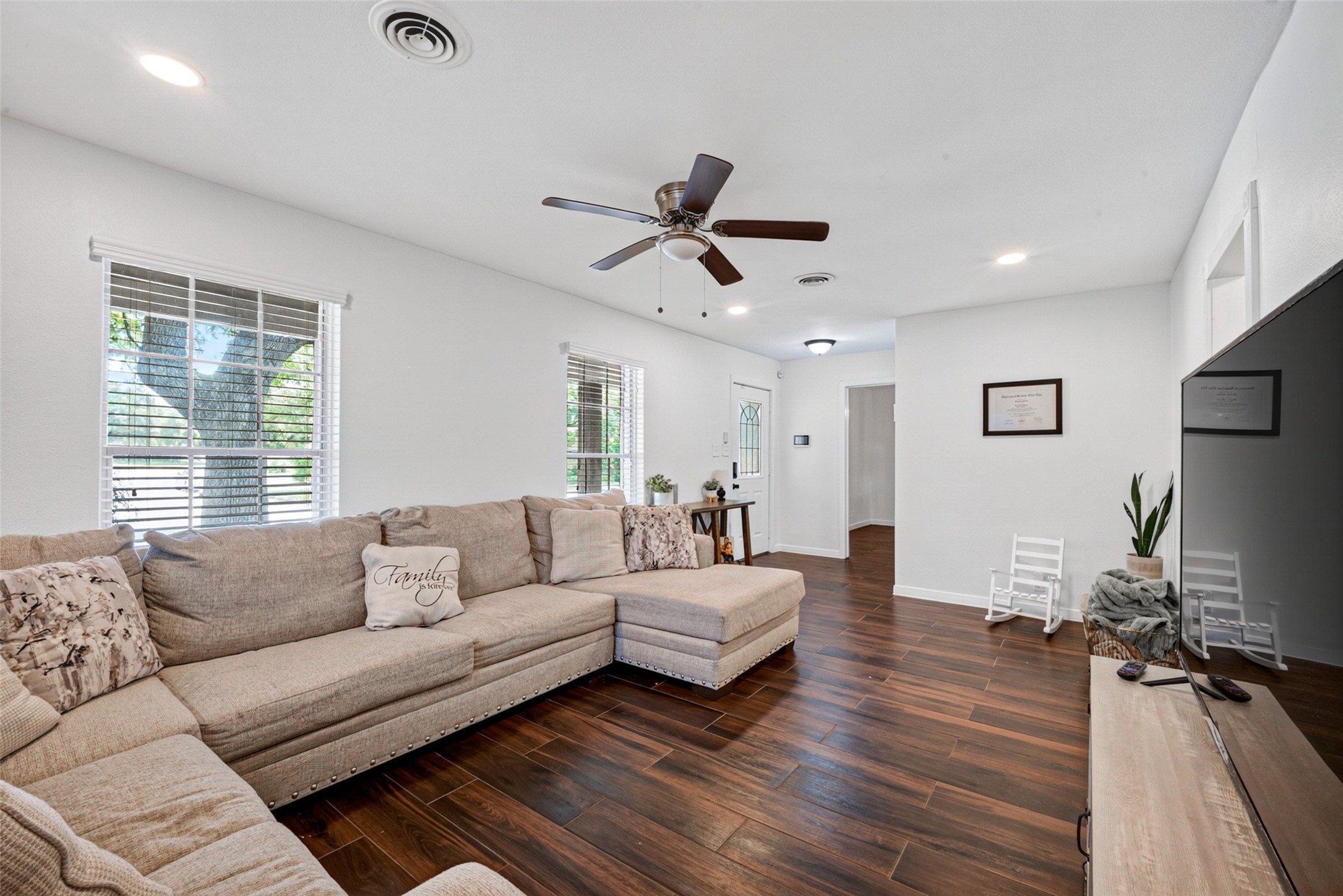 10263 Old Orchard Road Property Photo 4