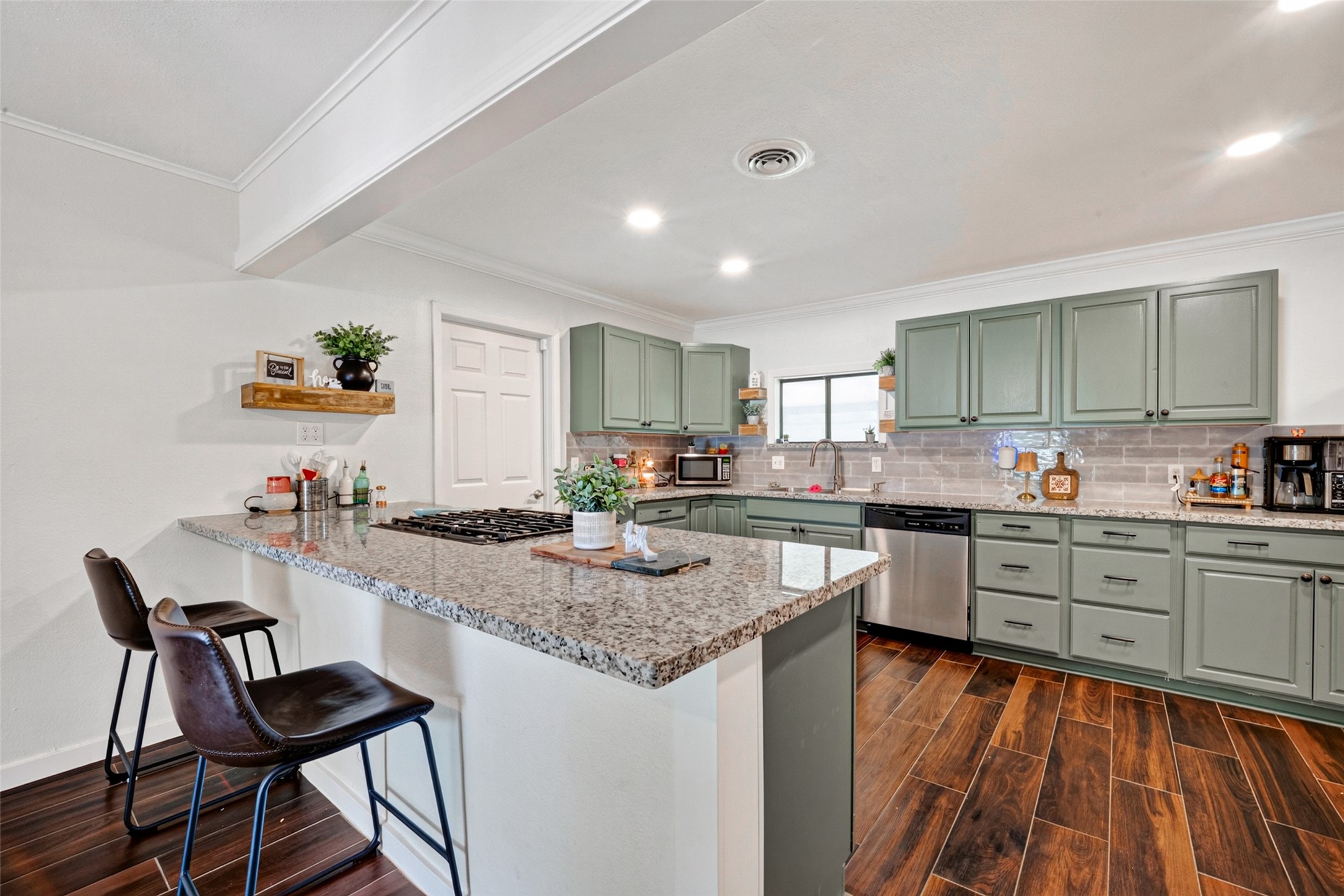 10263 Old Orchard Road Property Photo 9