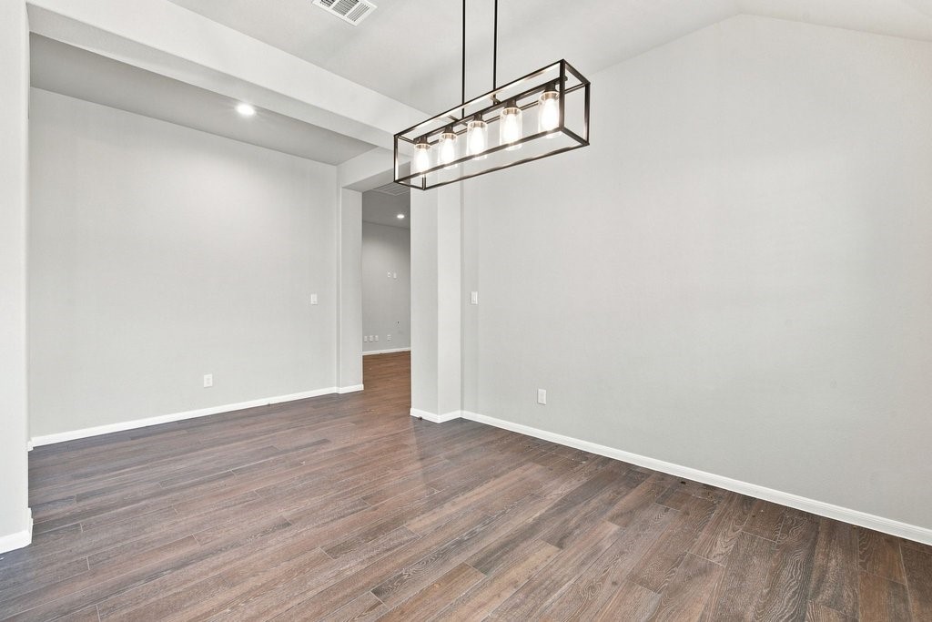7602 Mesquite Hill Lane Property Photo 6