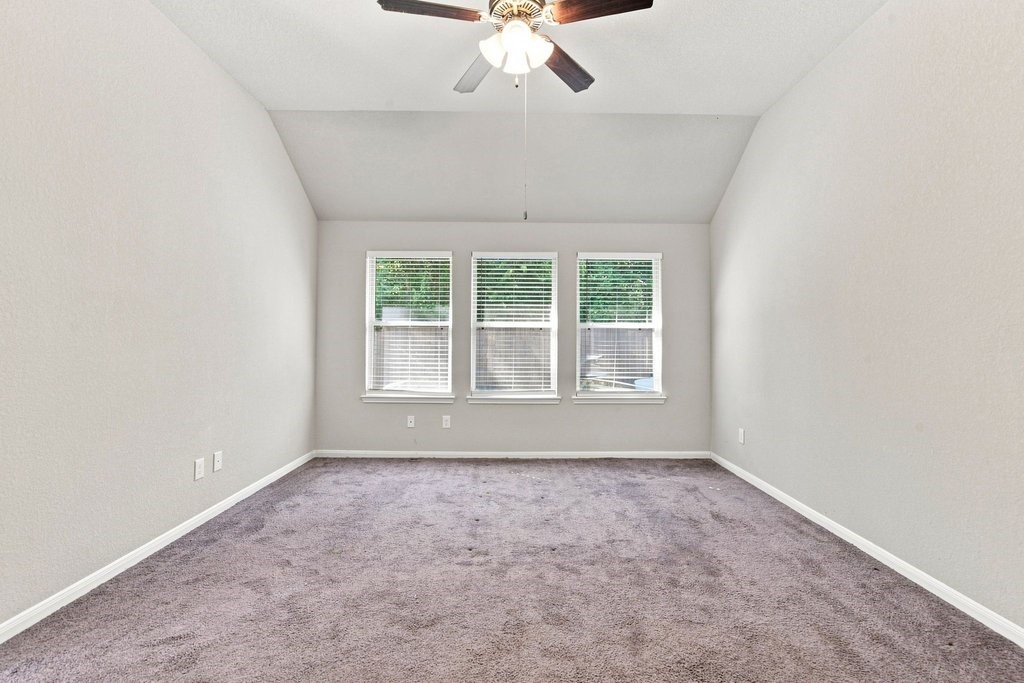 7602 Mesquite Hill Lane Property Photo 11
