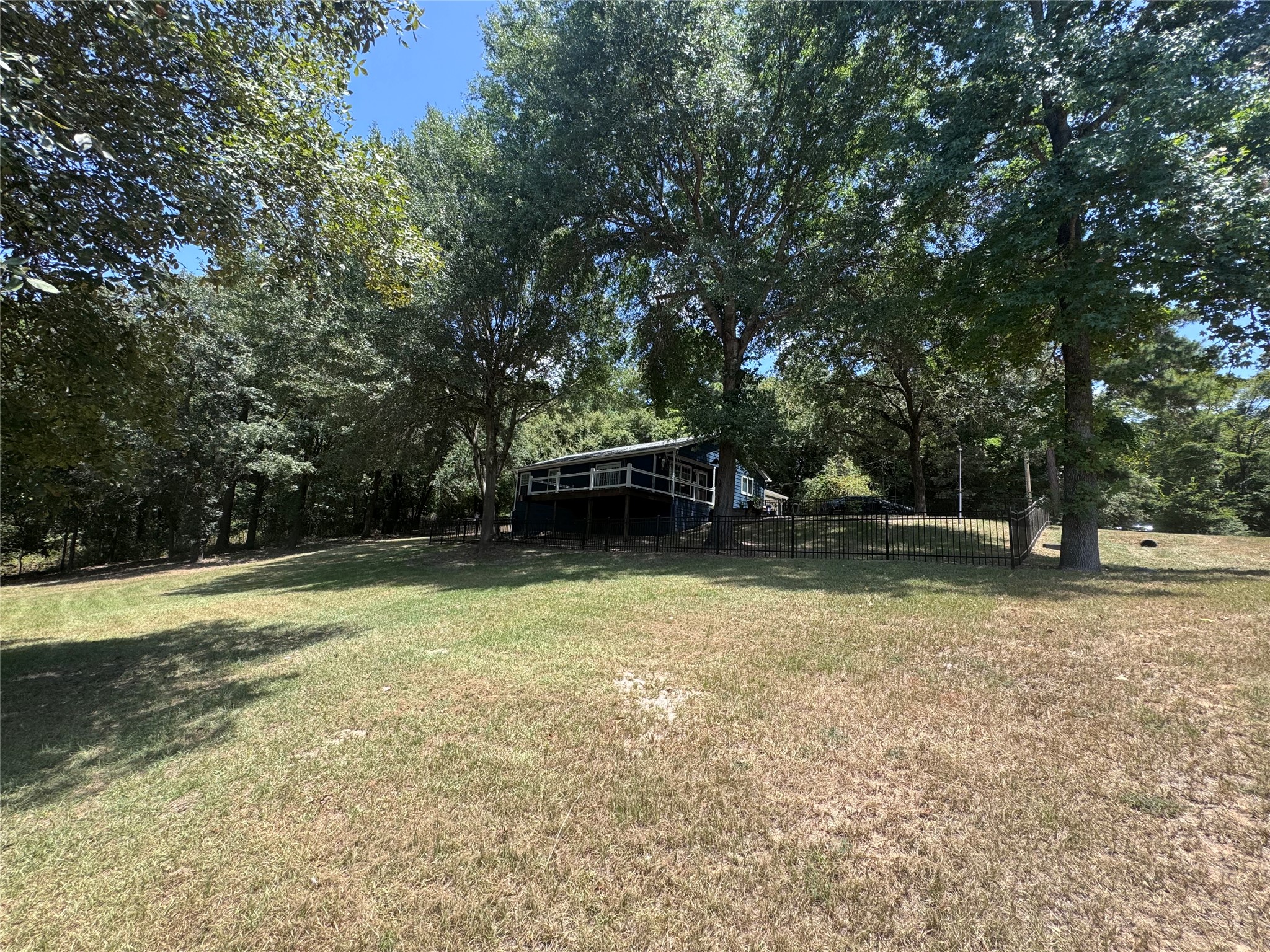 445 Loop Drive Property Photo 18