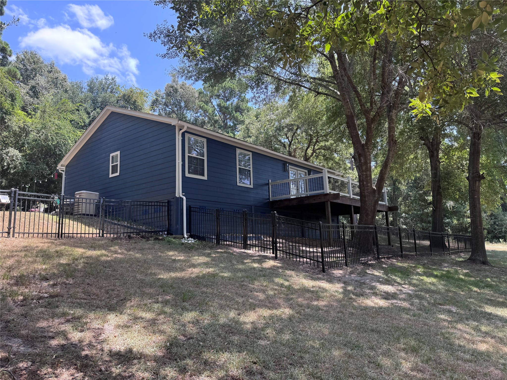 445 Loop Drive Property Photo 20