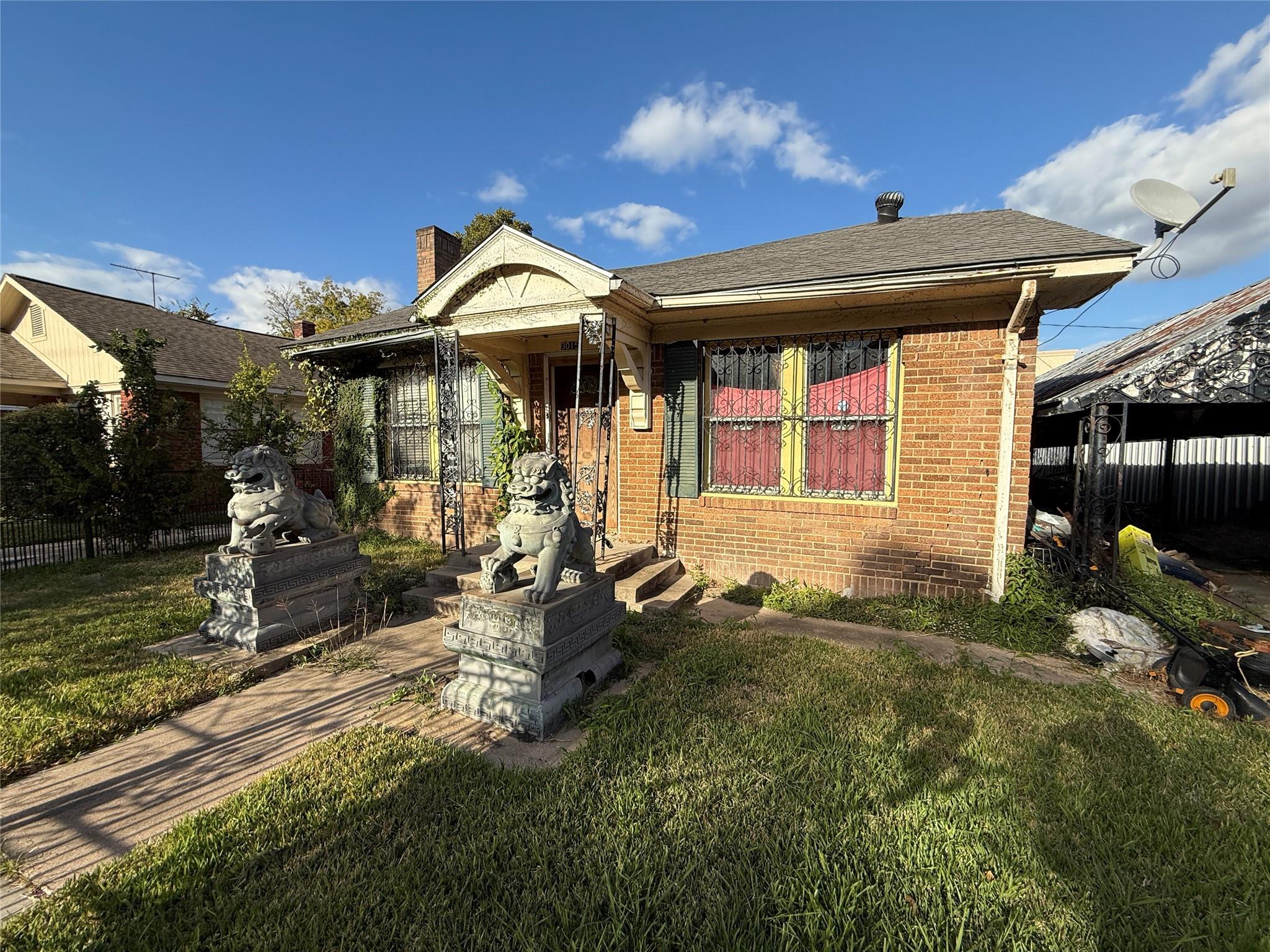 3015 Wentworth Street, Houston TX 77004 Property Photo 1