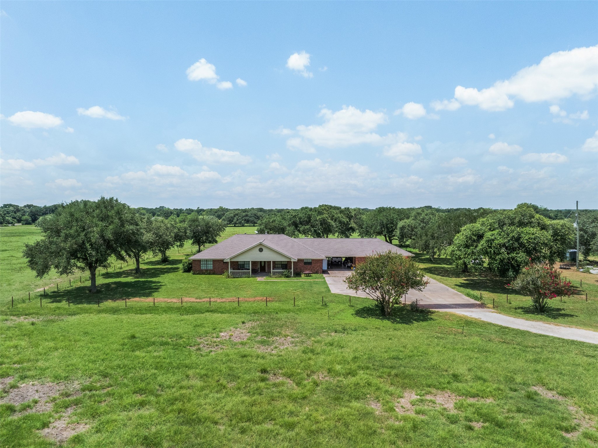 4231 Johnston Road Property Photo 1