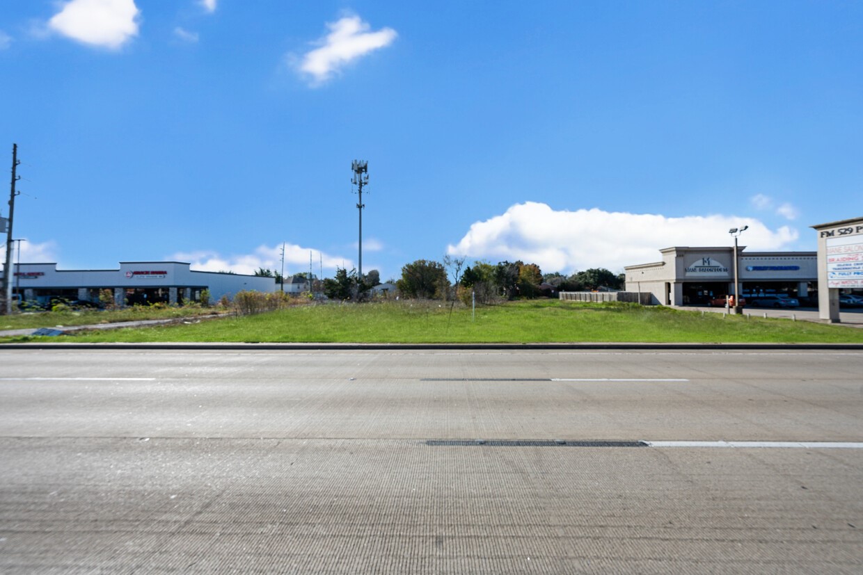 17325 Fm 529 Road Property Photo 10