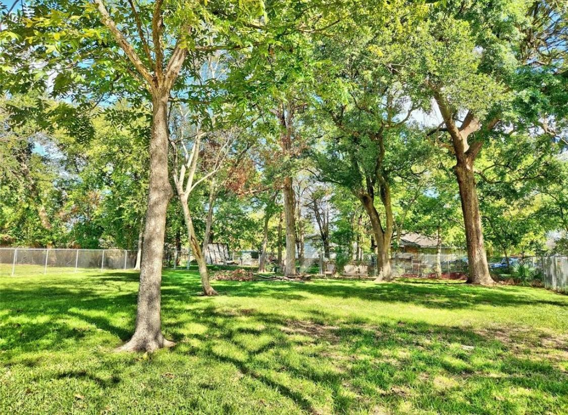 4108 Falls Street Property Photo 6
