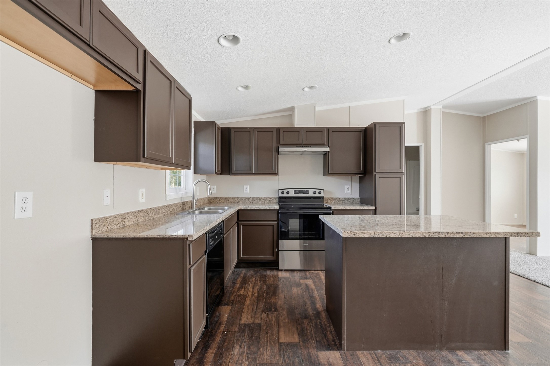 114 Dolphin Harbor N Property Photo 4