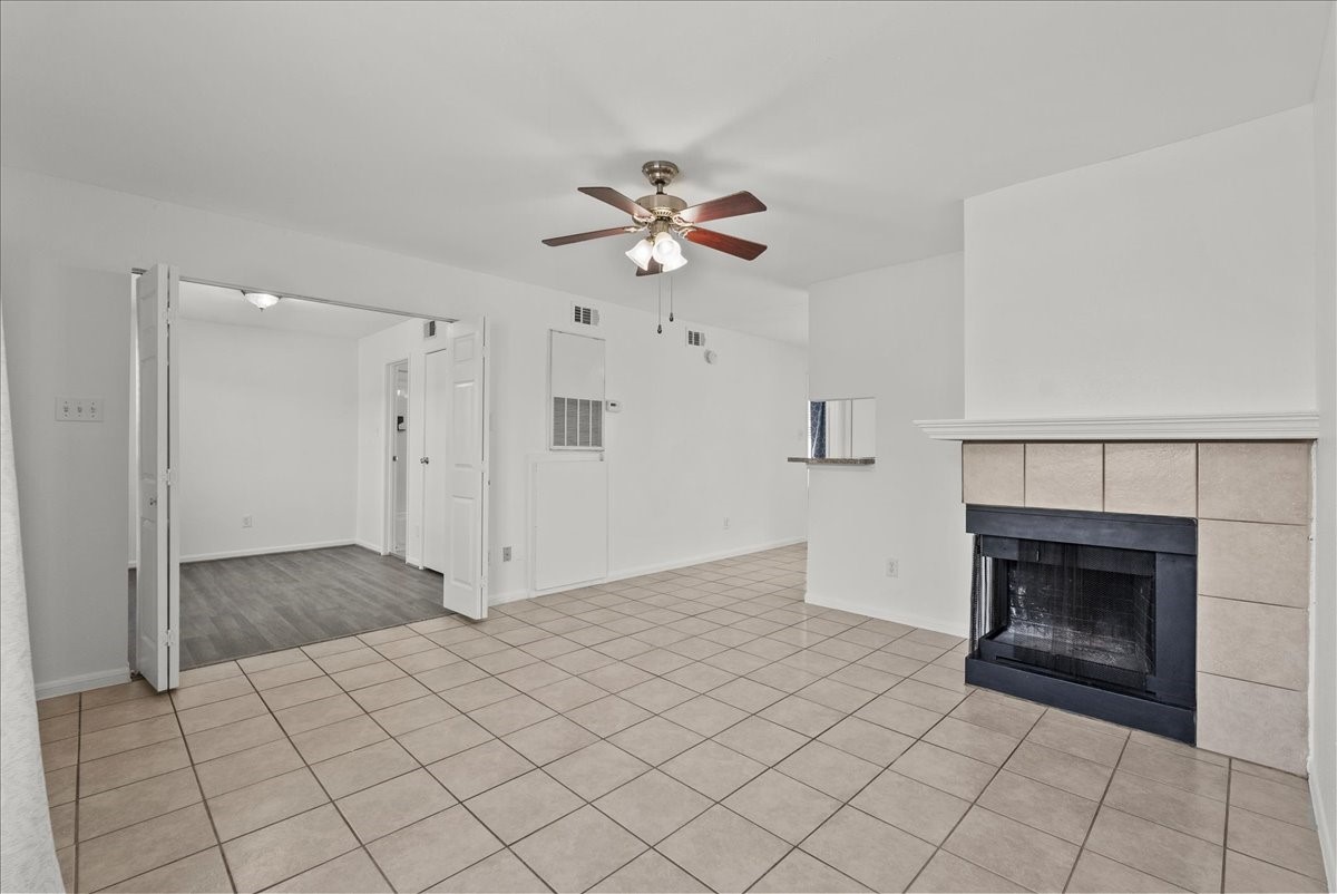 3506 Cove View Boulevard 303 Property Photo 5