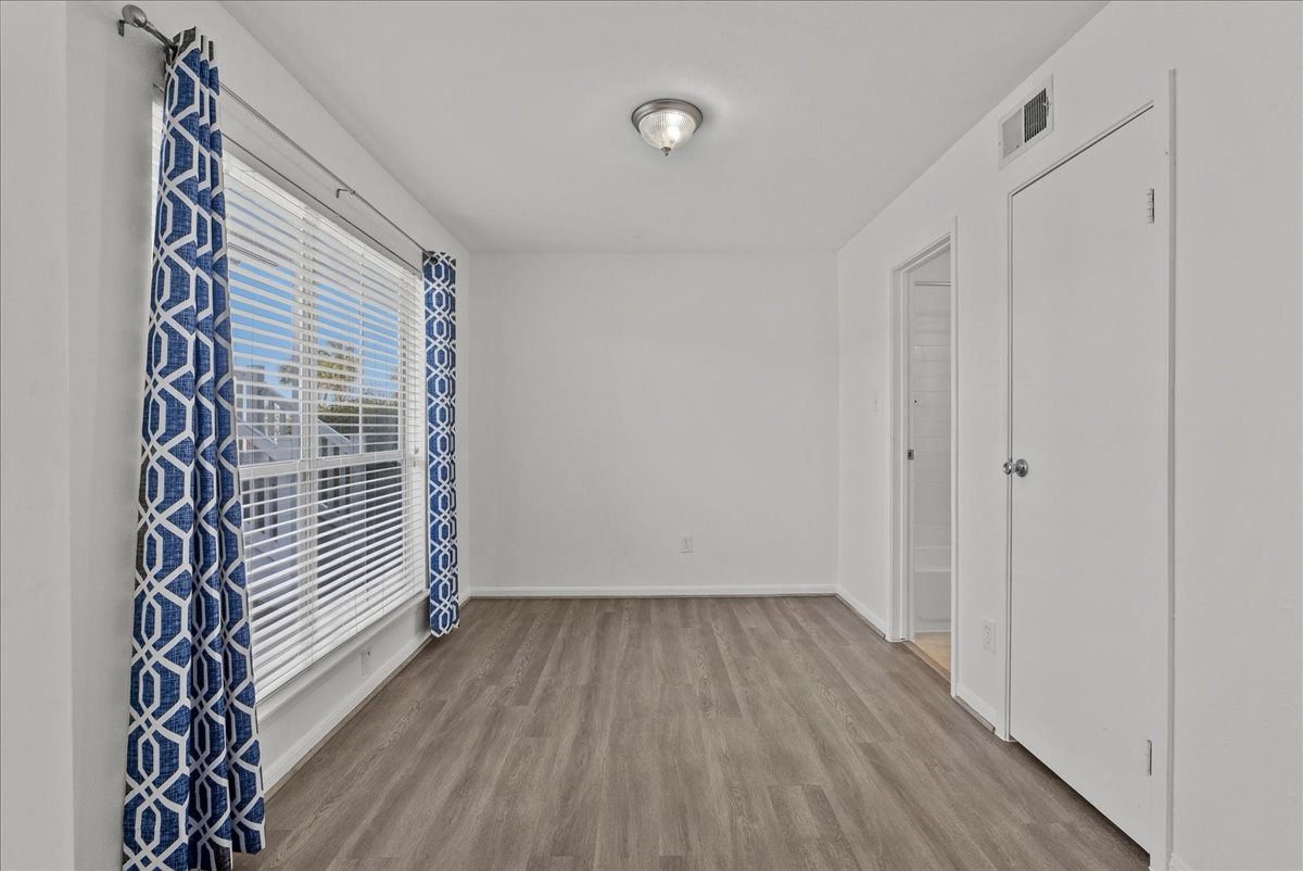 3506 Cove View Boulevard 303 Property Photo 6