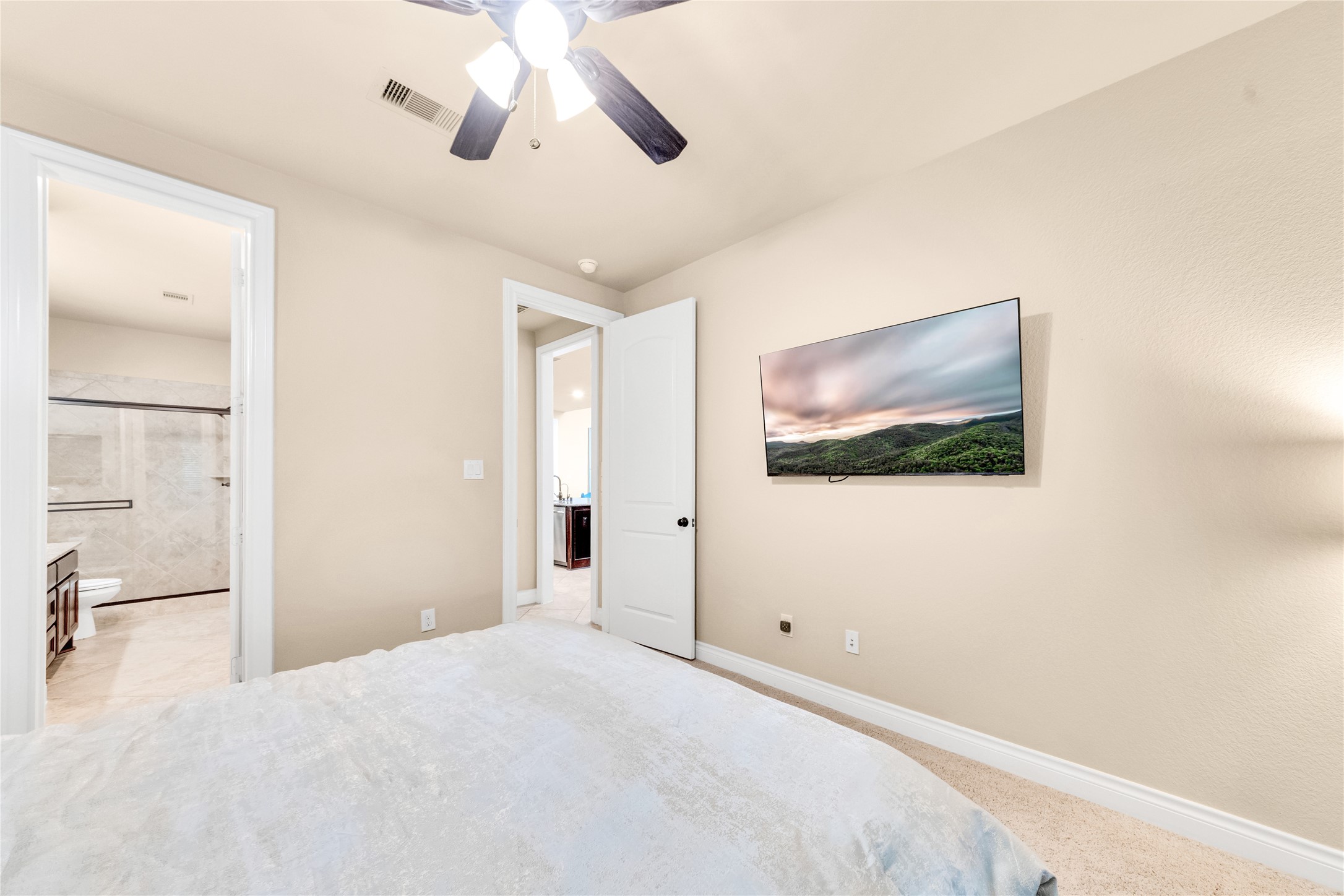 3223 Seminole Peak Lane Property Photo 27