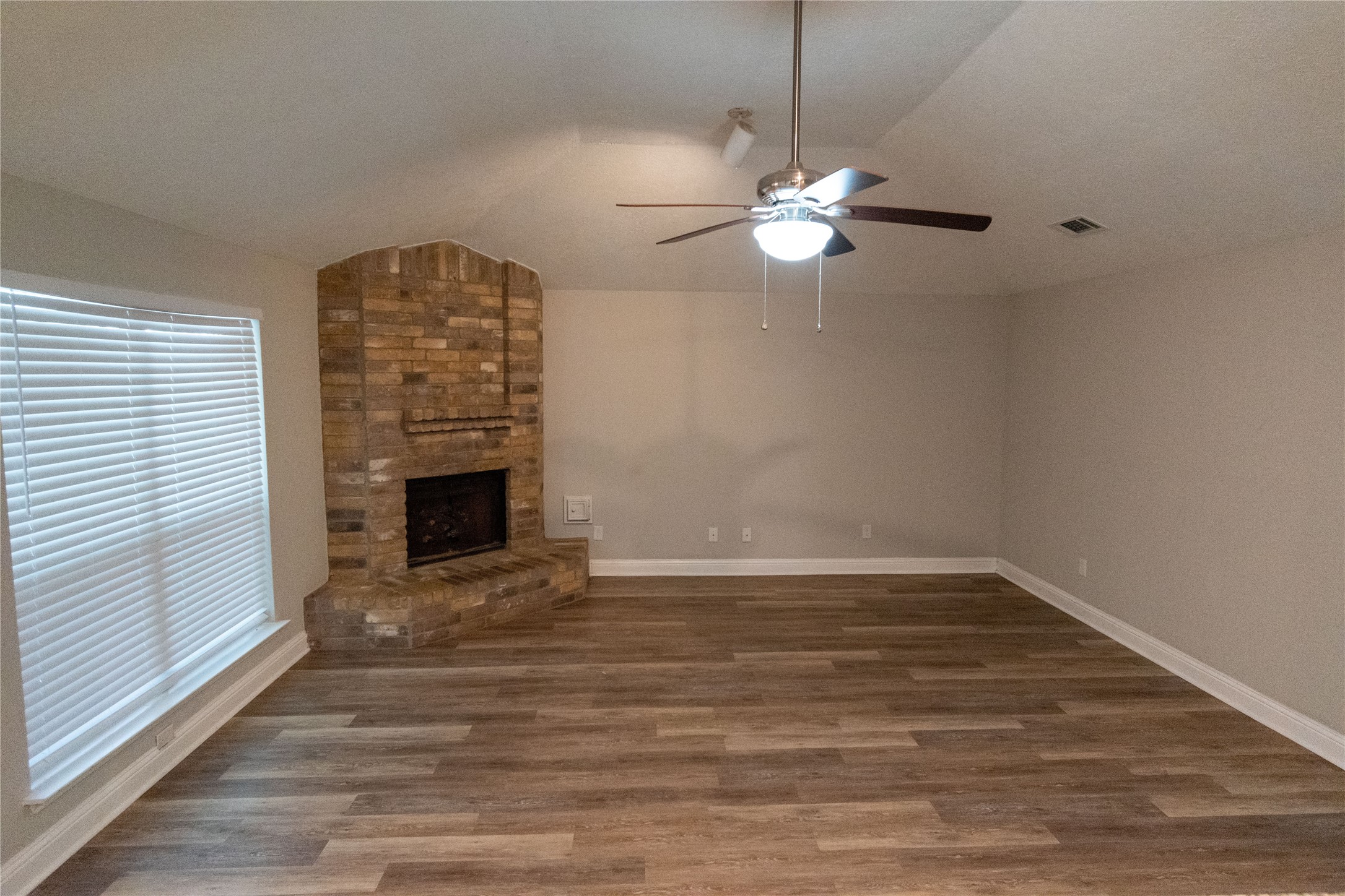 1009 Wildwood Drive Property Photo 6