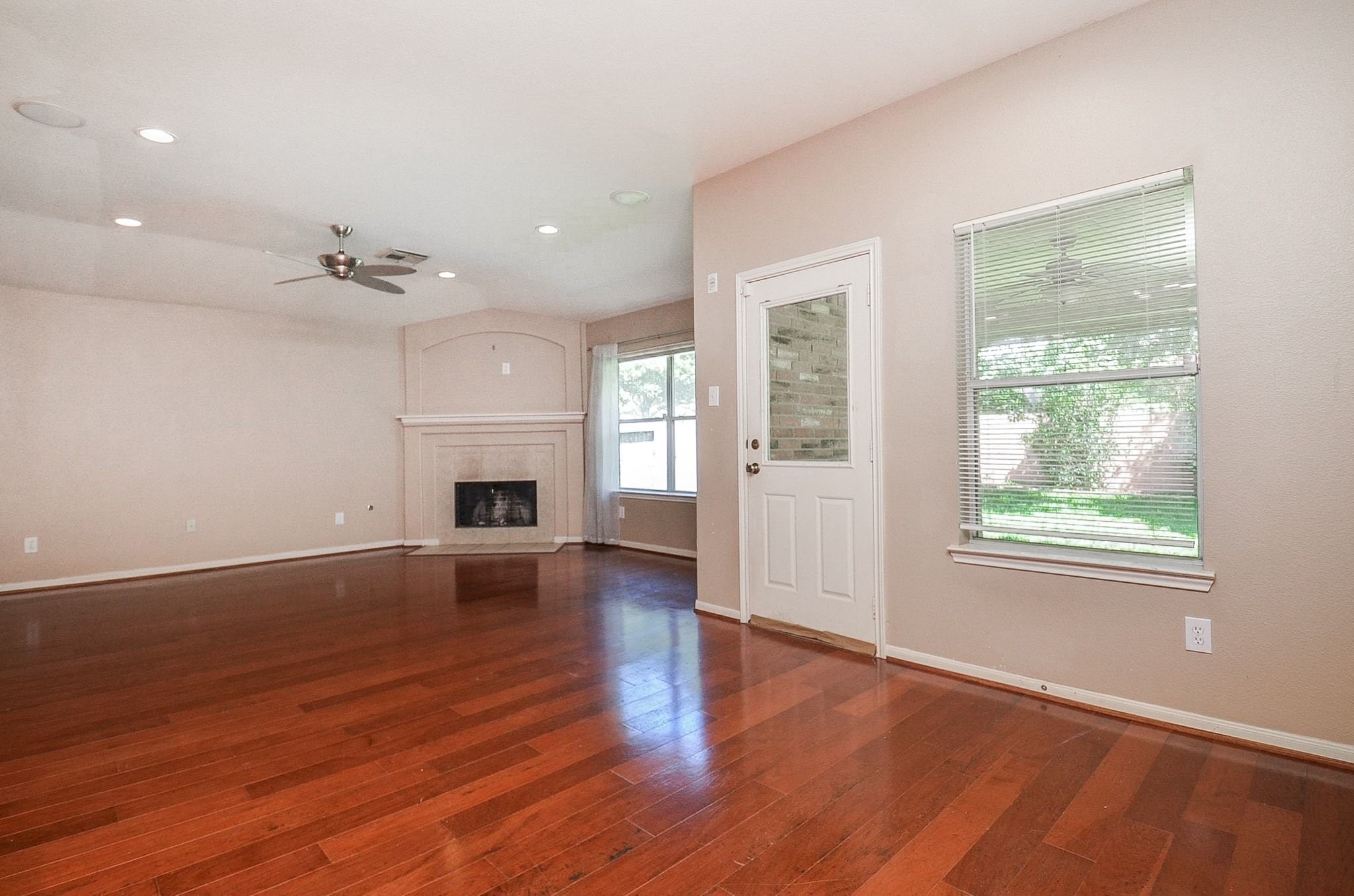 26822 Kingston Glen Lane Property Photo 16