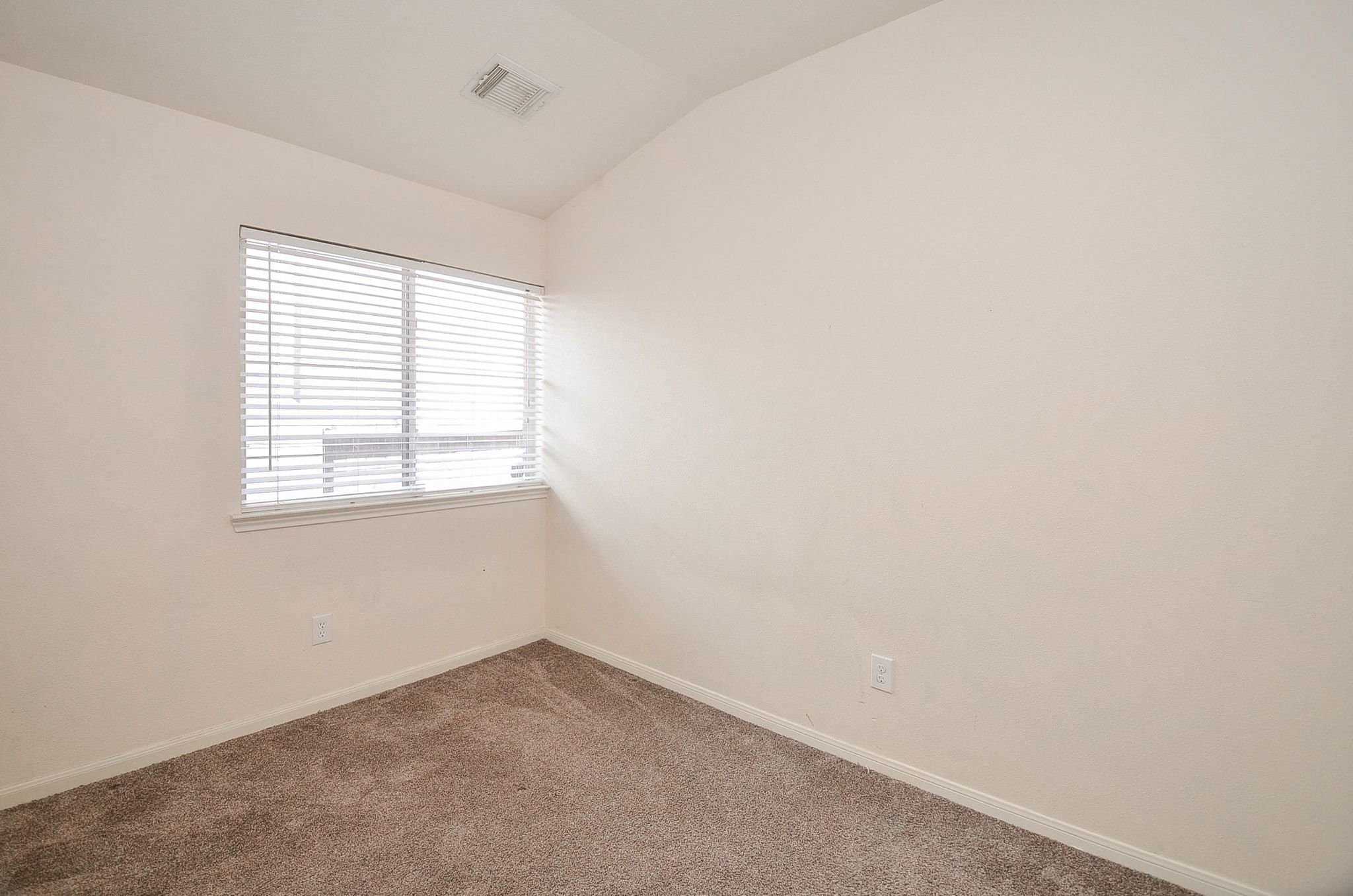 26822 Kingston Glen Lane Property Photo 27
