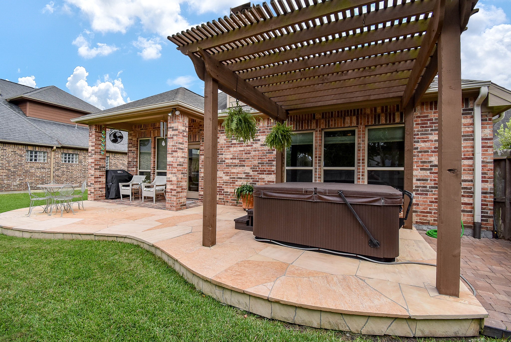 6 Willow Tree Court Property Photo 44