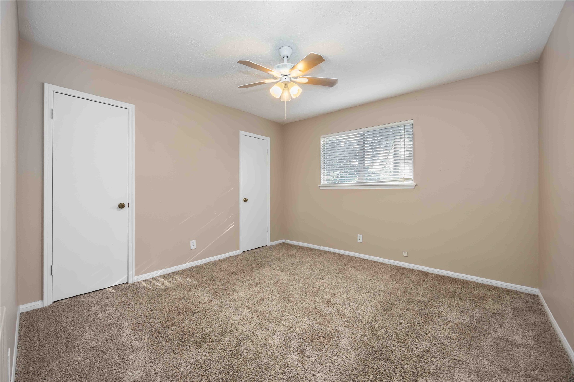 5411 Mossy Timbers Drive Property Photo 26