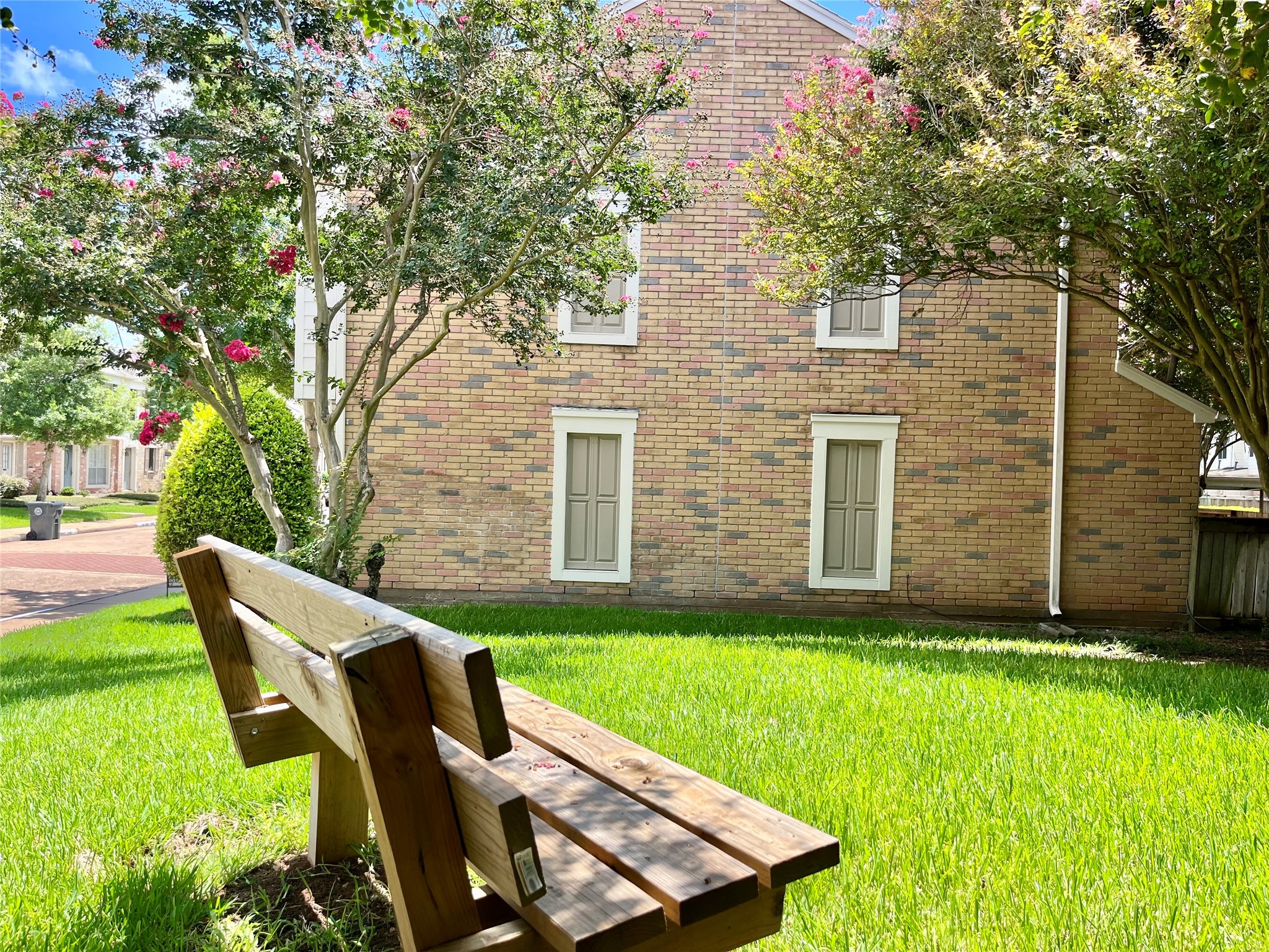 2808 Grants Lake Boulevard 506 Property Photo 4
