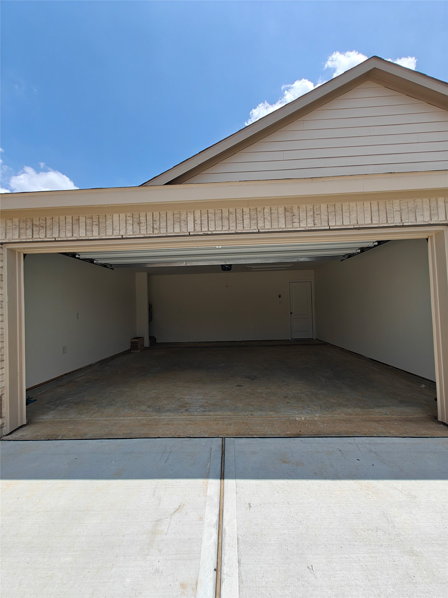 22406 Birch Bud Ln Property Photo 6