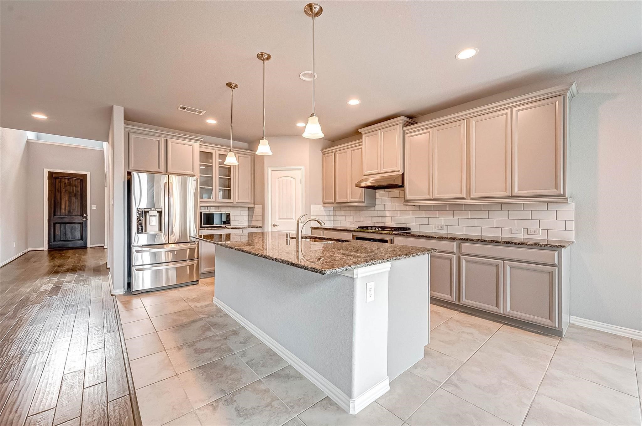 23514 San Ricci Court Property Photo 6