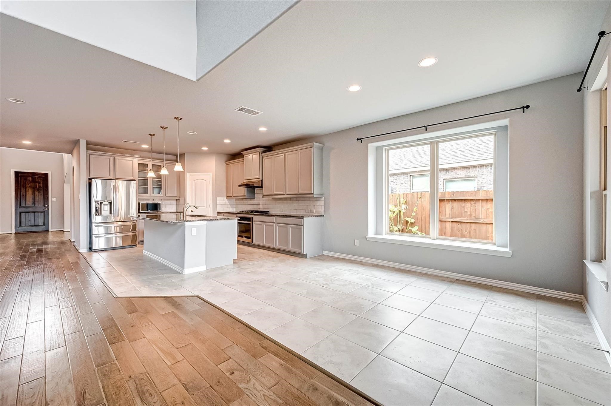 23514 San Ricci Court Property Photo 8