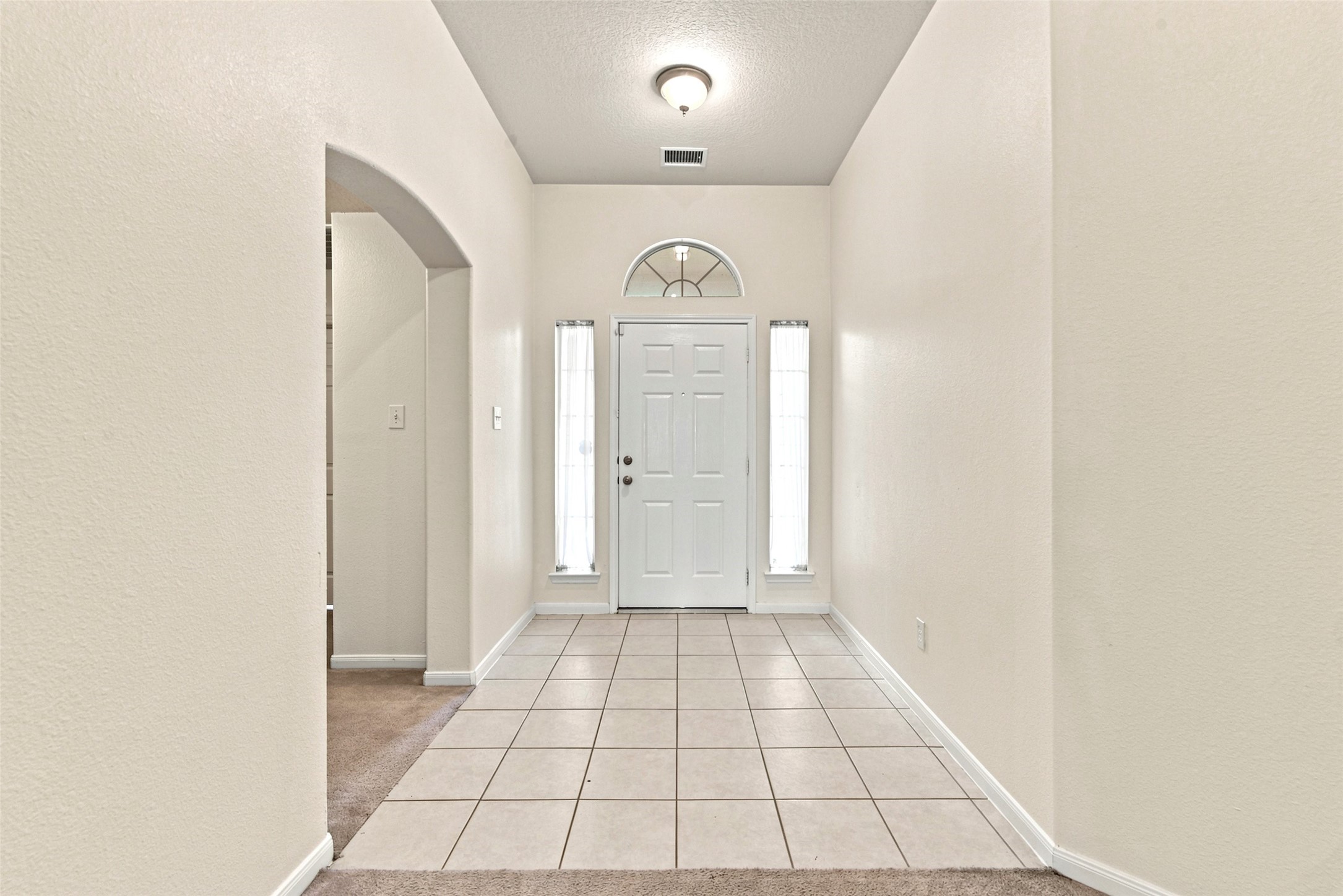 2002 Roaring Springs Drive Property Photo 3