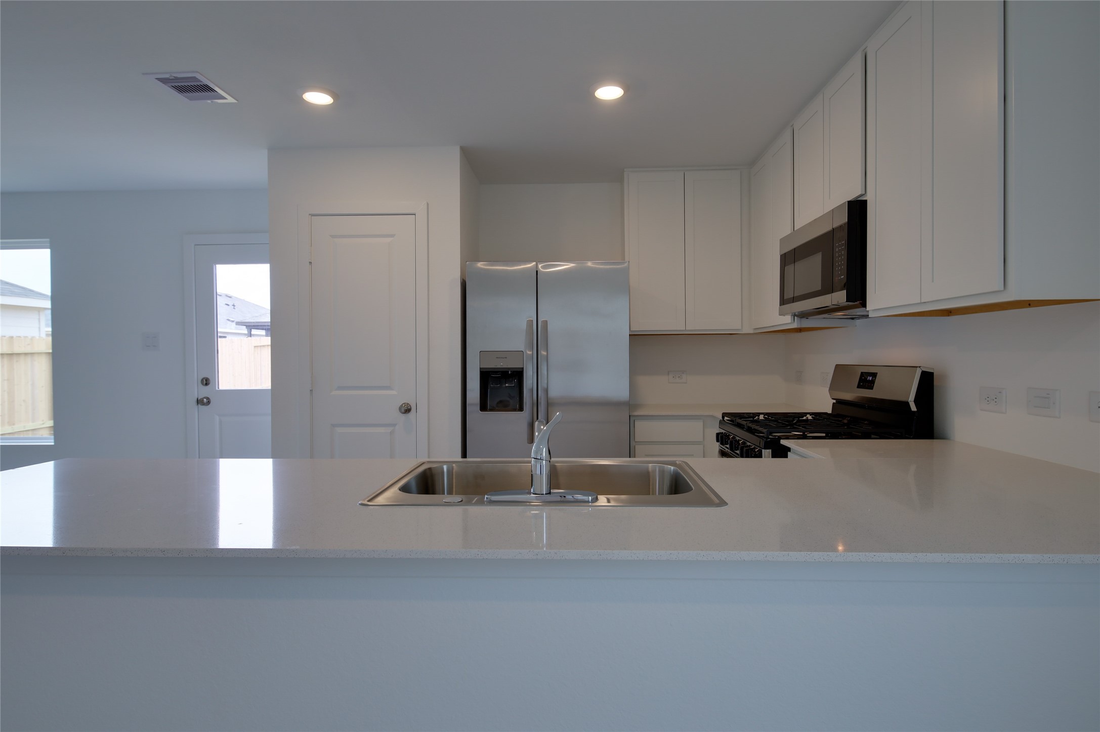 10915 Tawny Ridge Property Photo 10