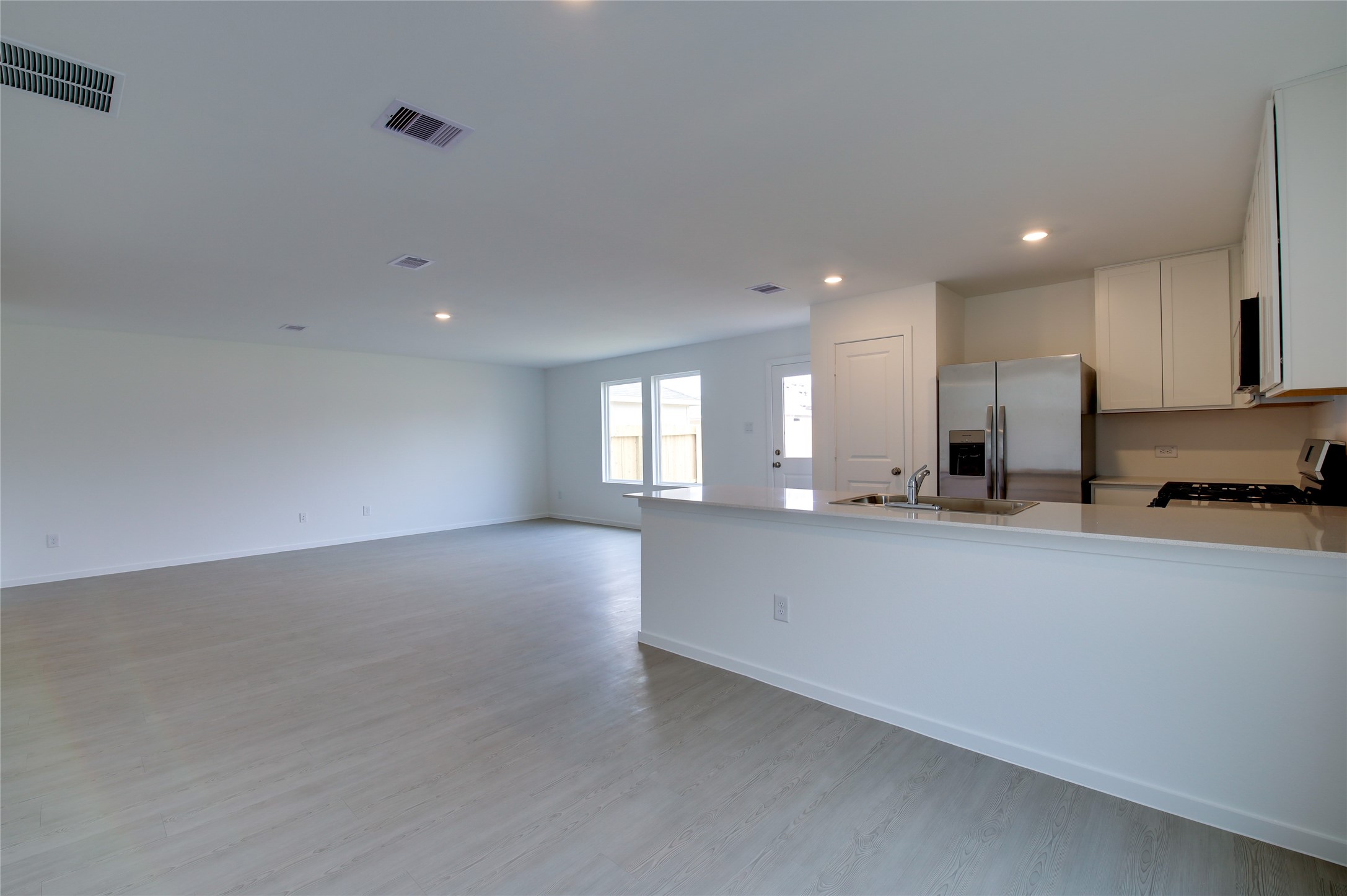 10915 Tawny Ridge Property Photo 14