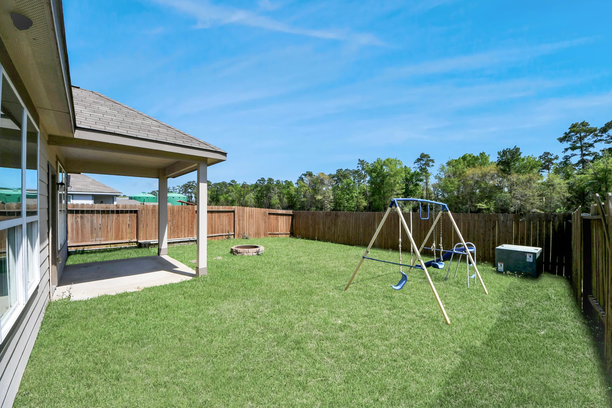 17630 Holroyd Road Property Photo 24