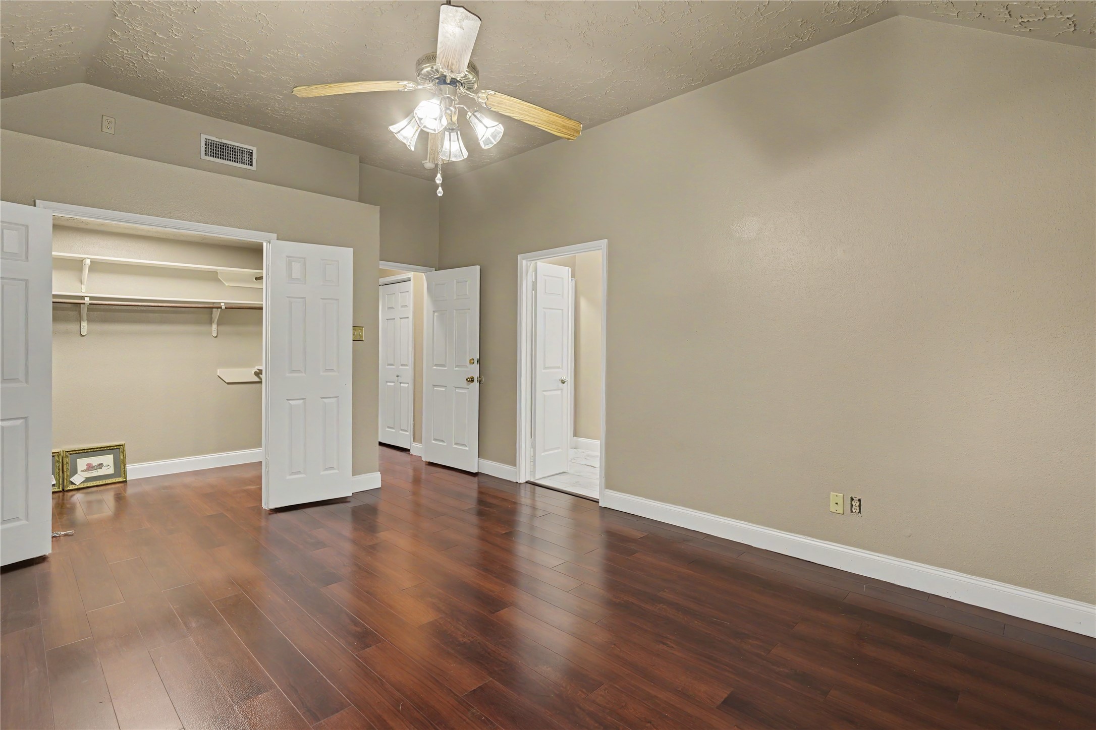 835 Maplewood Falls Court Property Photo 22