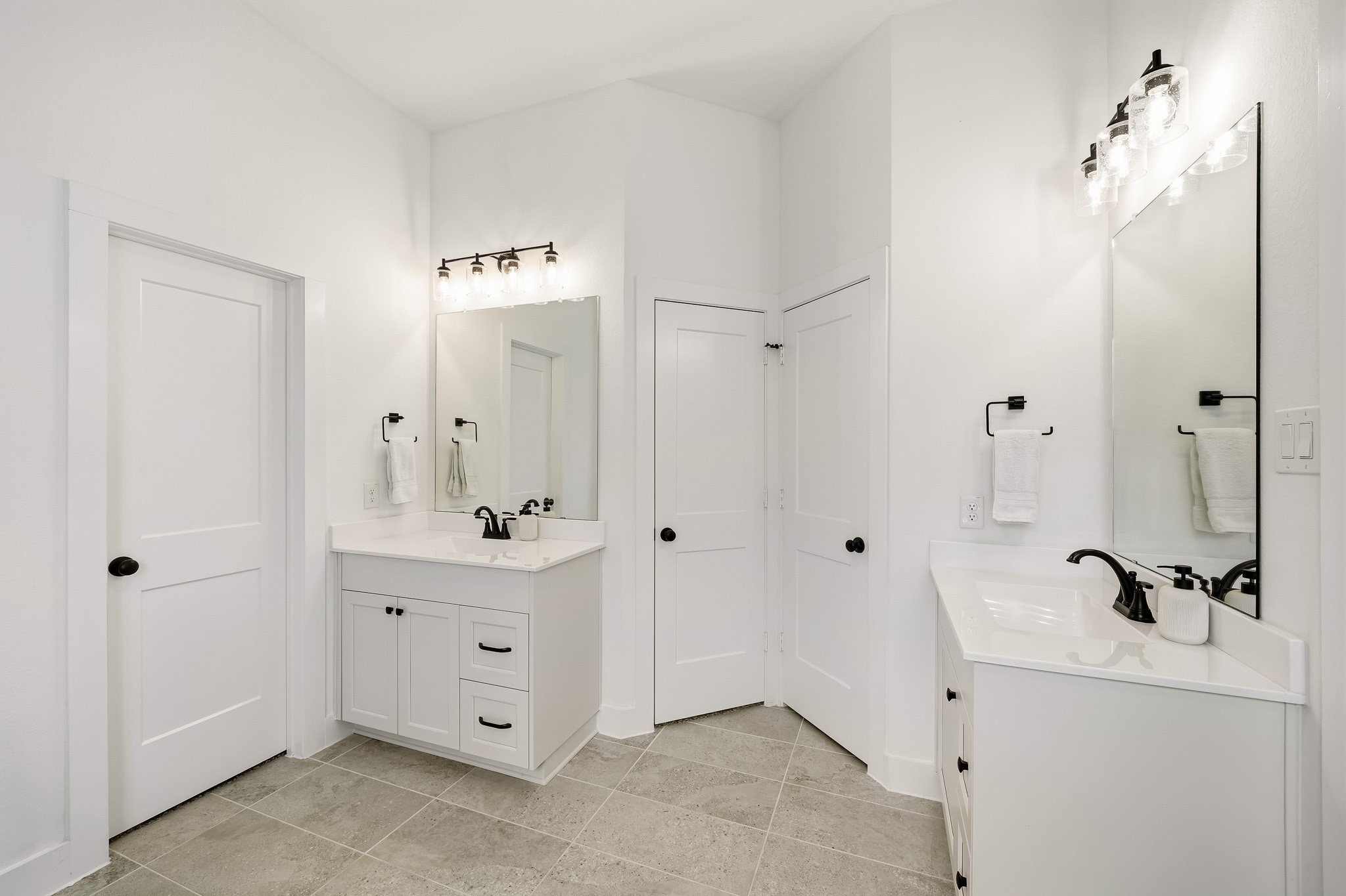 11418 Bush Clover Drive Property Photo 21