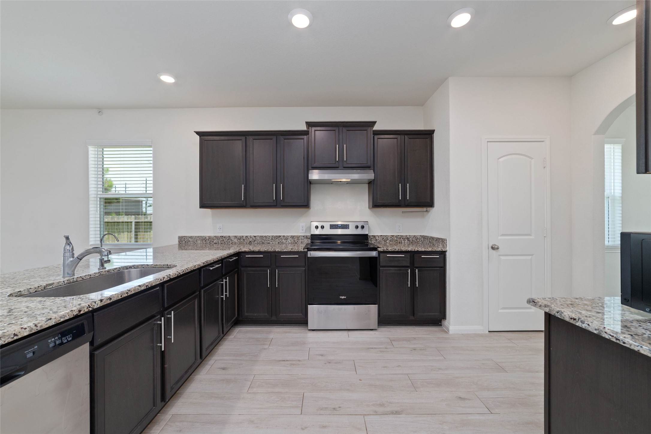 3000 Iron Woods Drive Property Photo 10