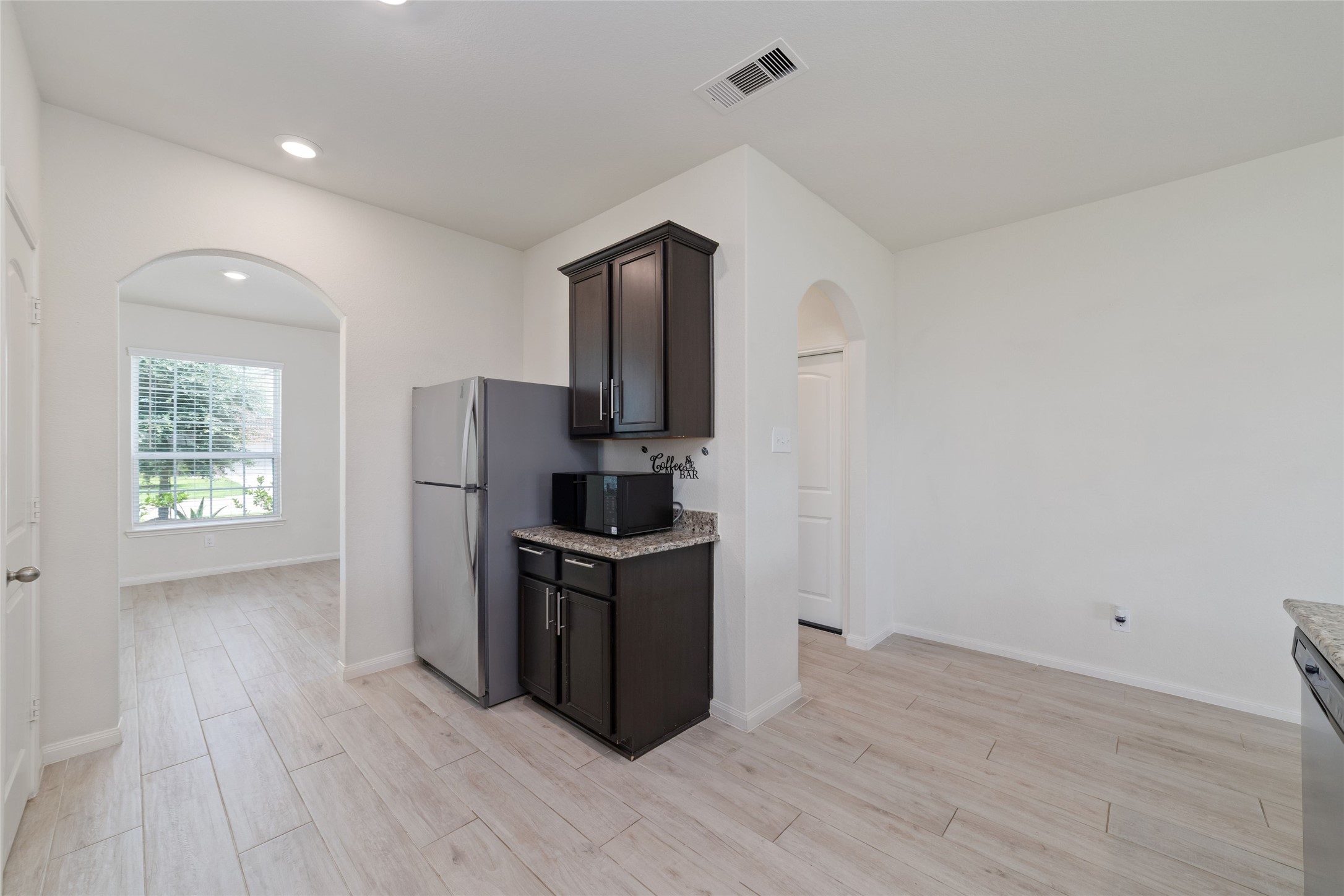 3000 Iron Woods Drive Property Photo 11