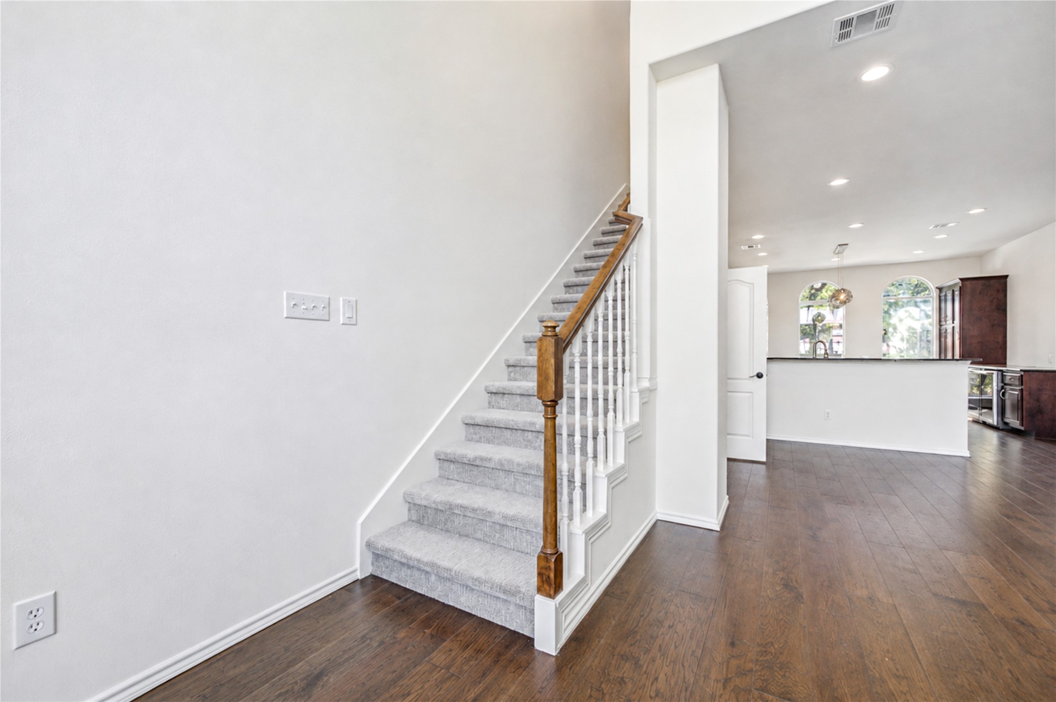 1322 Emancipation Avenue Property Photo 11