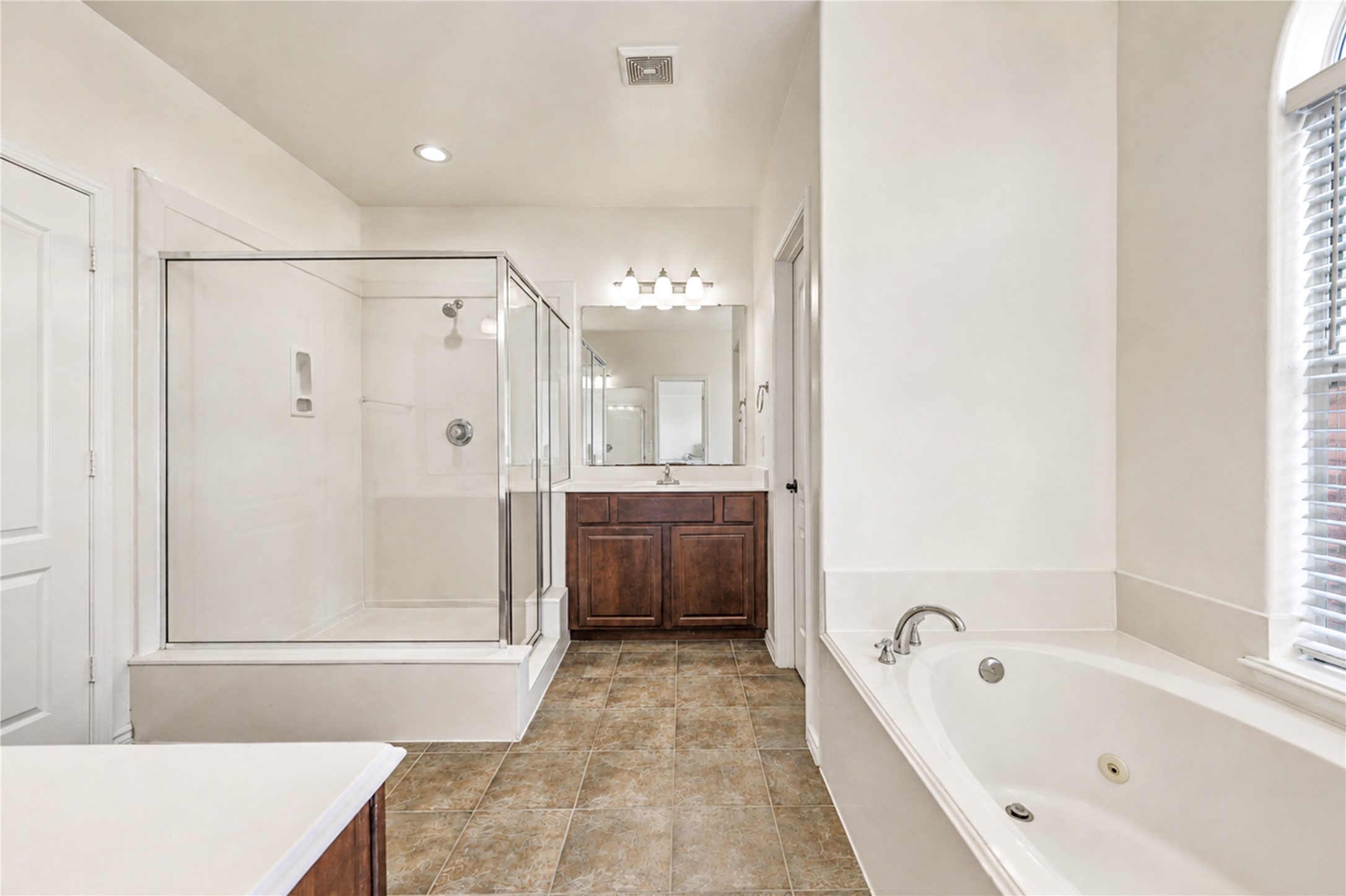 1322 Emancipation Avenue Property Photo 16