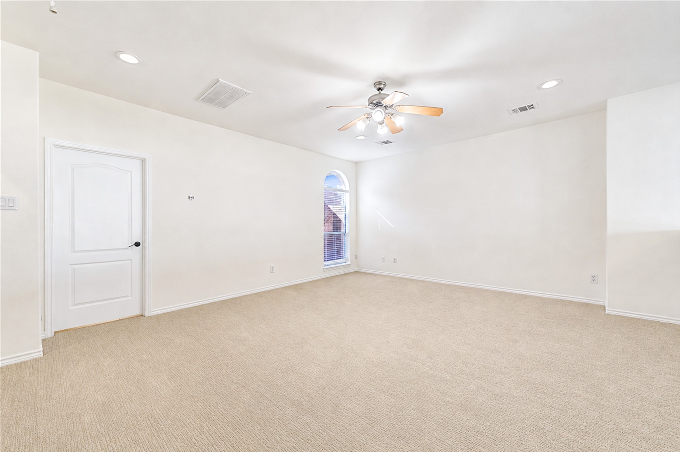 1322 Emancipation Avenue Property Photo 17