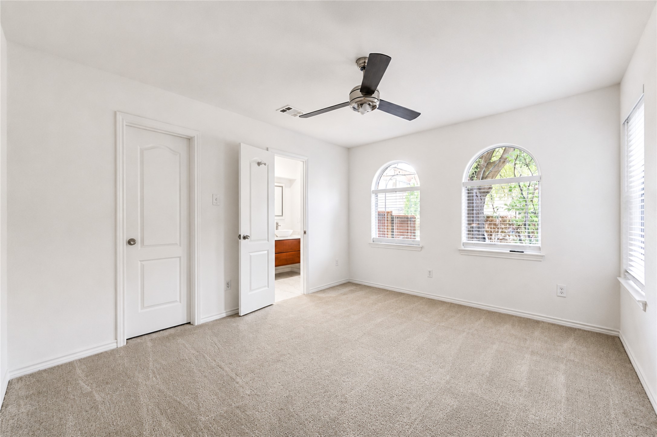 1322 Emancipation Avenue Property Photo 28