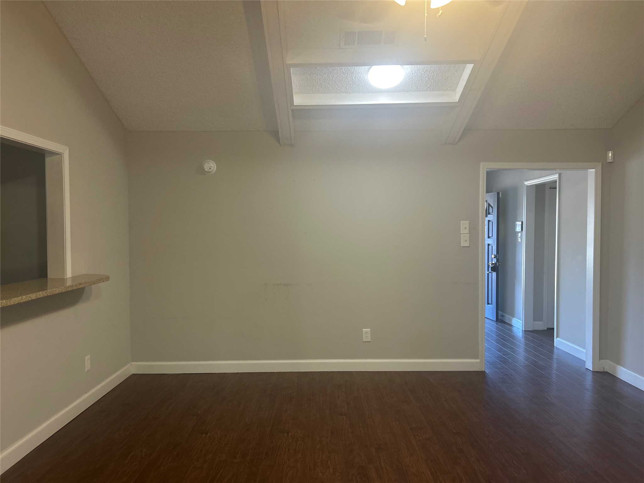 1805 King Arthur Court Property Photo 4