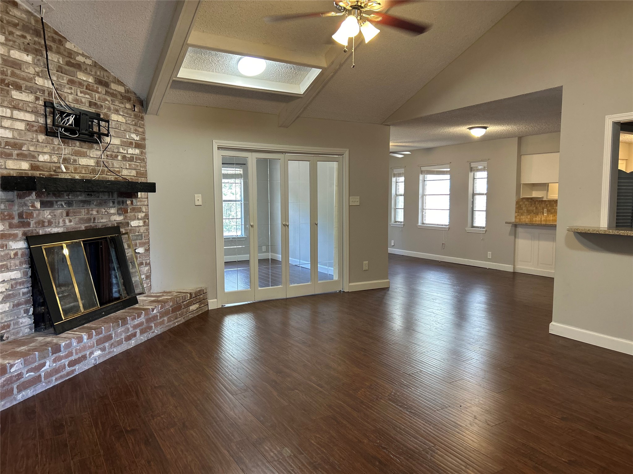 1805 King Arthur Court Property Photo 5