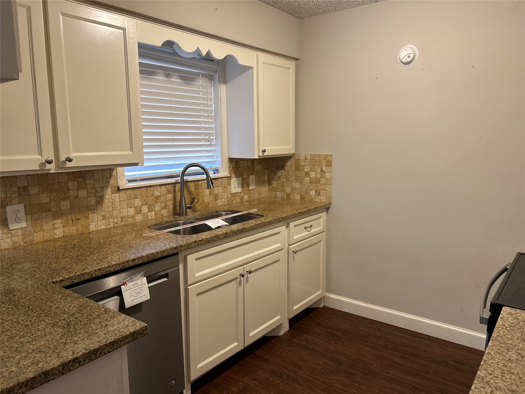 1805 King Arthur Court Property Photo 14