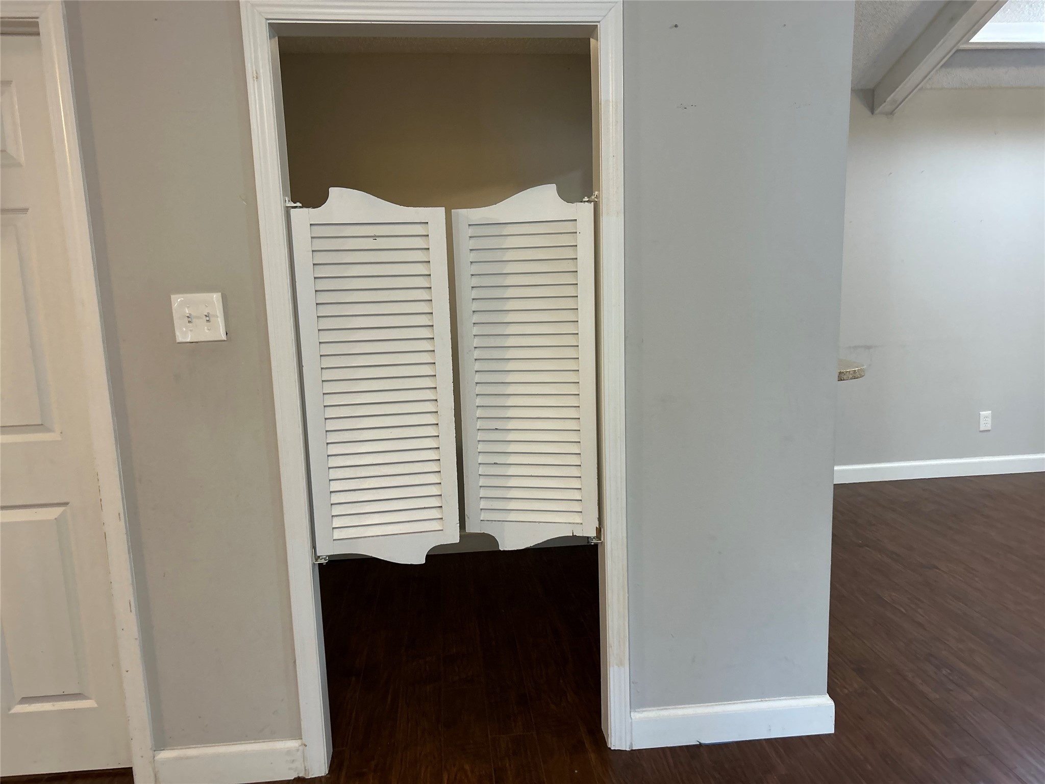 1805 King Arthur Court Property Photo 16