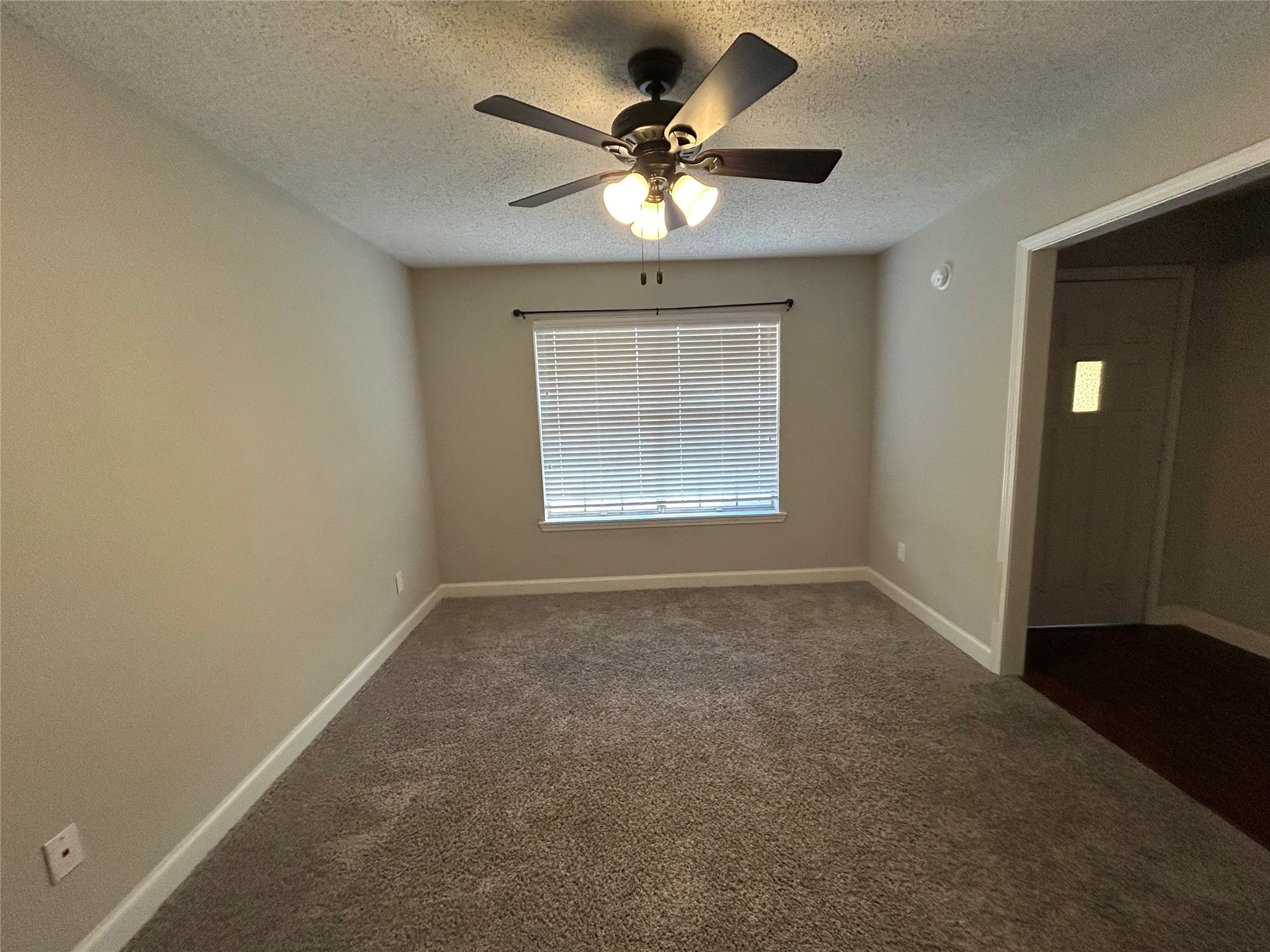 1805 King Arthur Court Property Photo 24