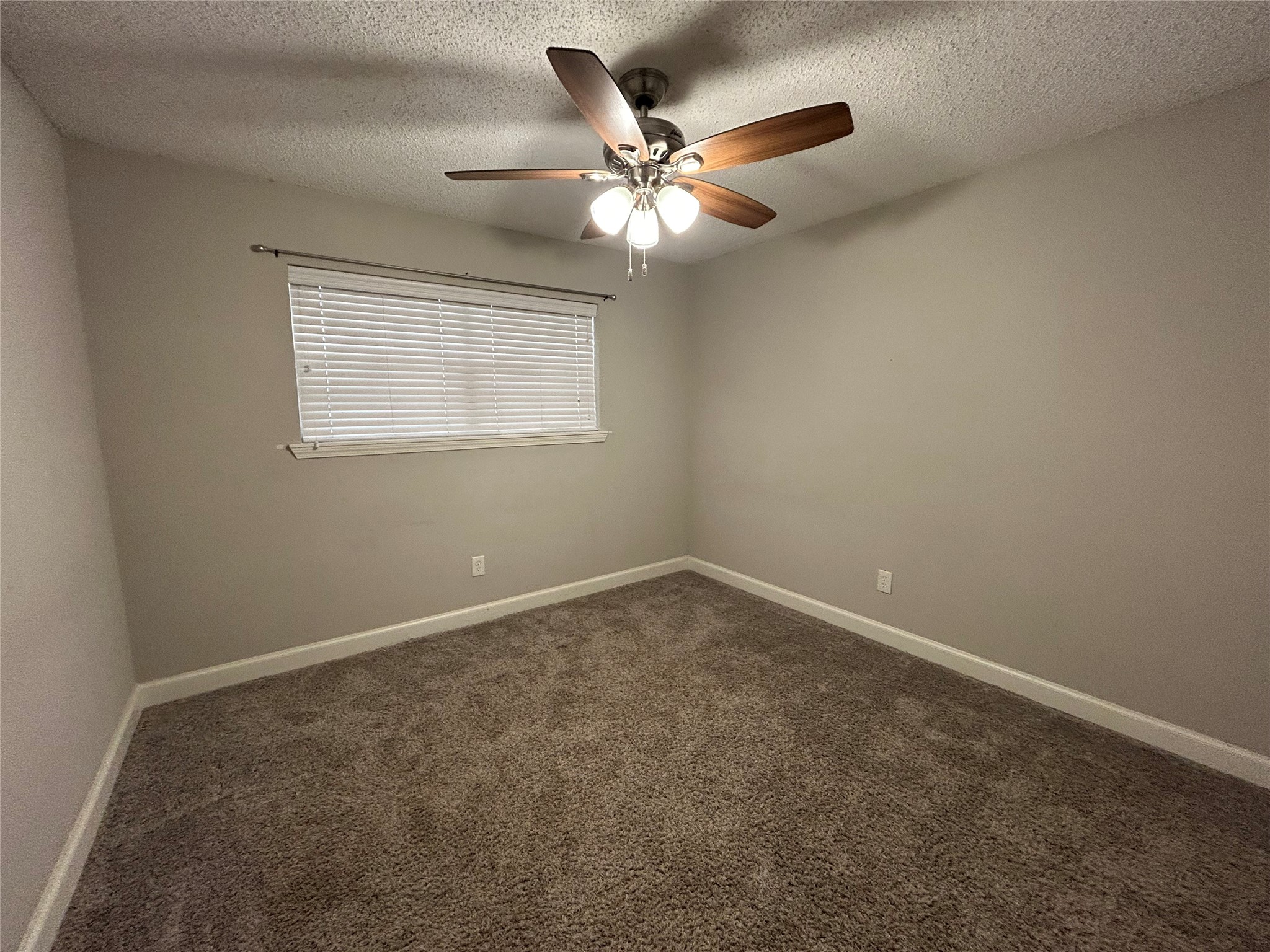 1805 King Arthur Court Property Photo 36