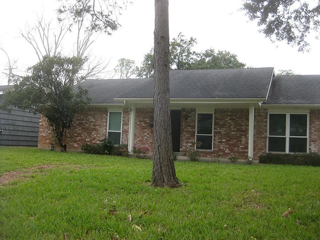 1907 Sedgie Drive Property Photo 1