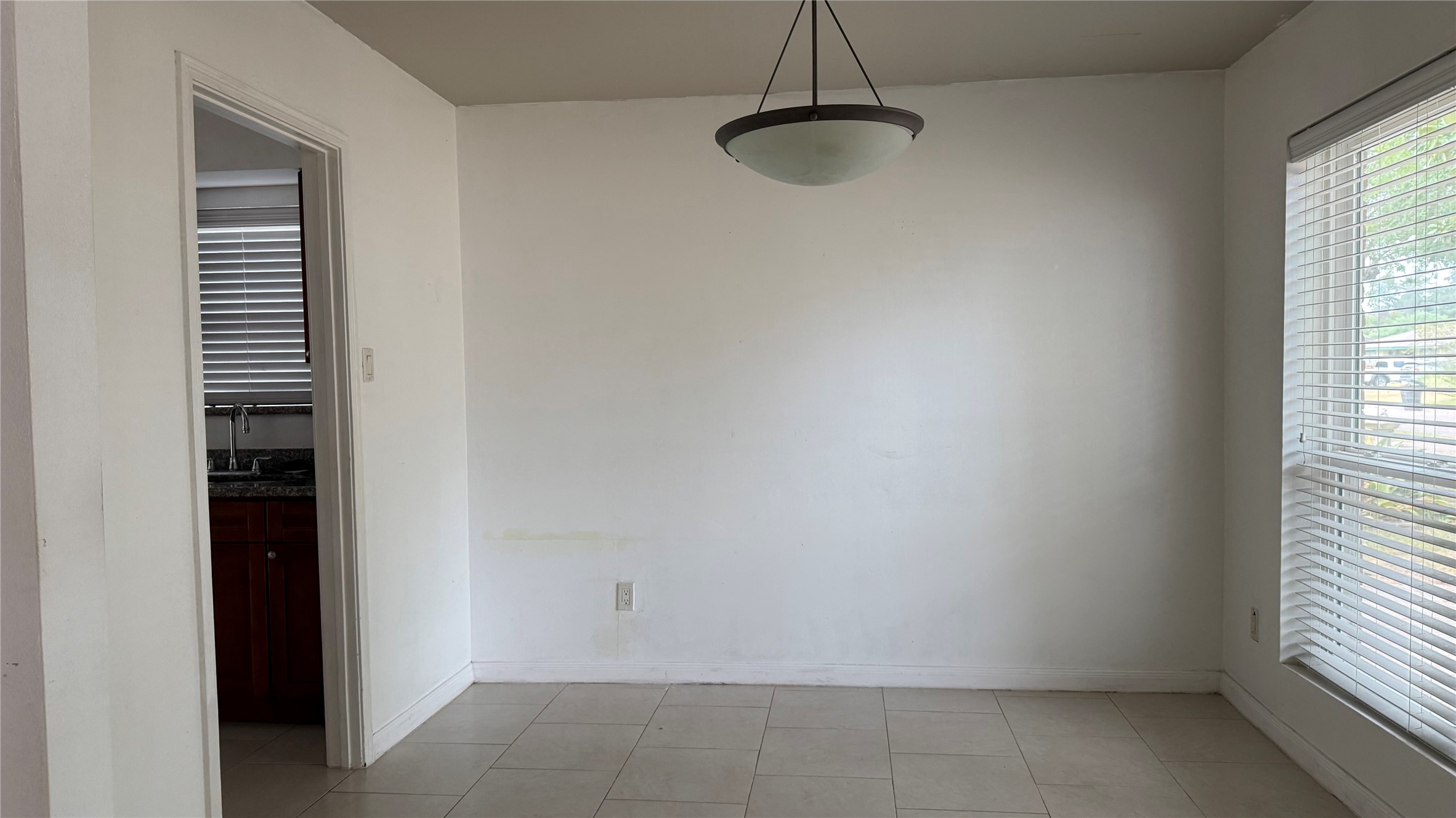 1907 Sedgie Drive Property Photo 9