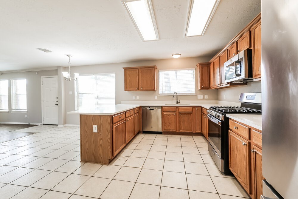7411 Telico Junction Lane Property Photo 7