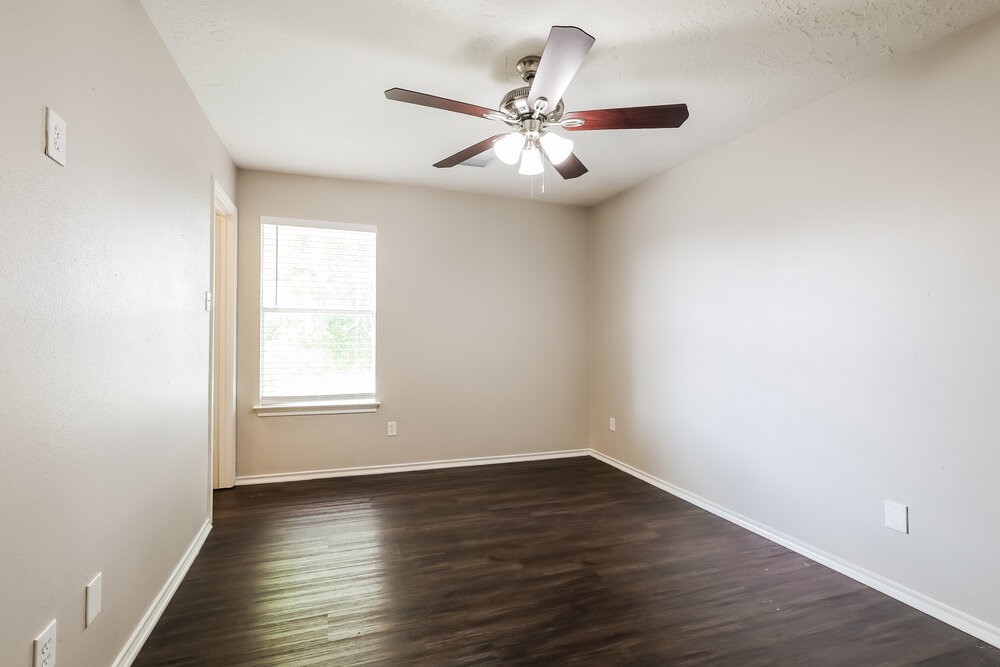 7411 Telico Junction Lane Property Photo 14