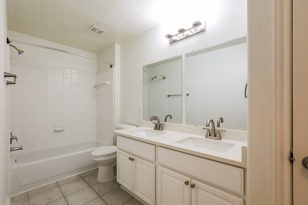 7411 Telico Junction Lane Property Photo 16