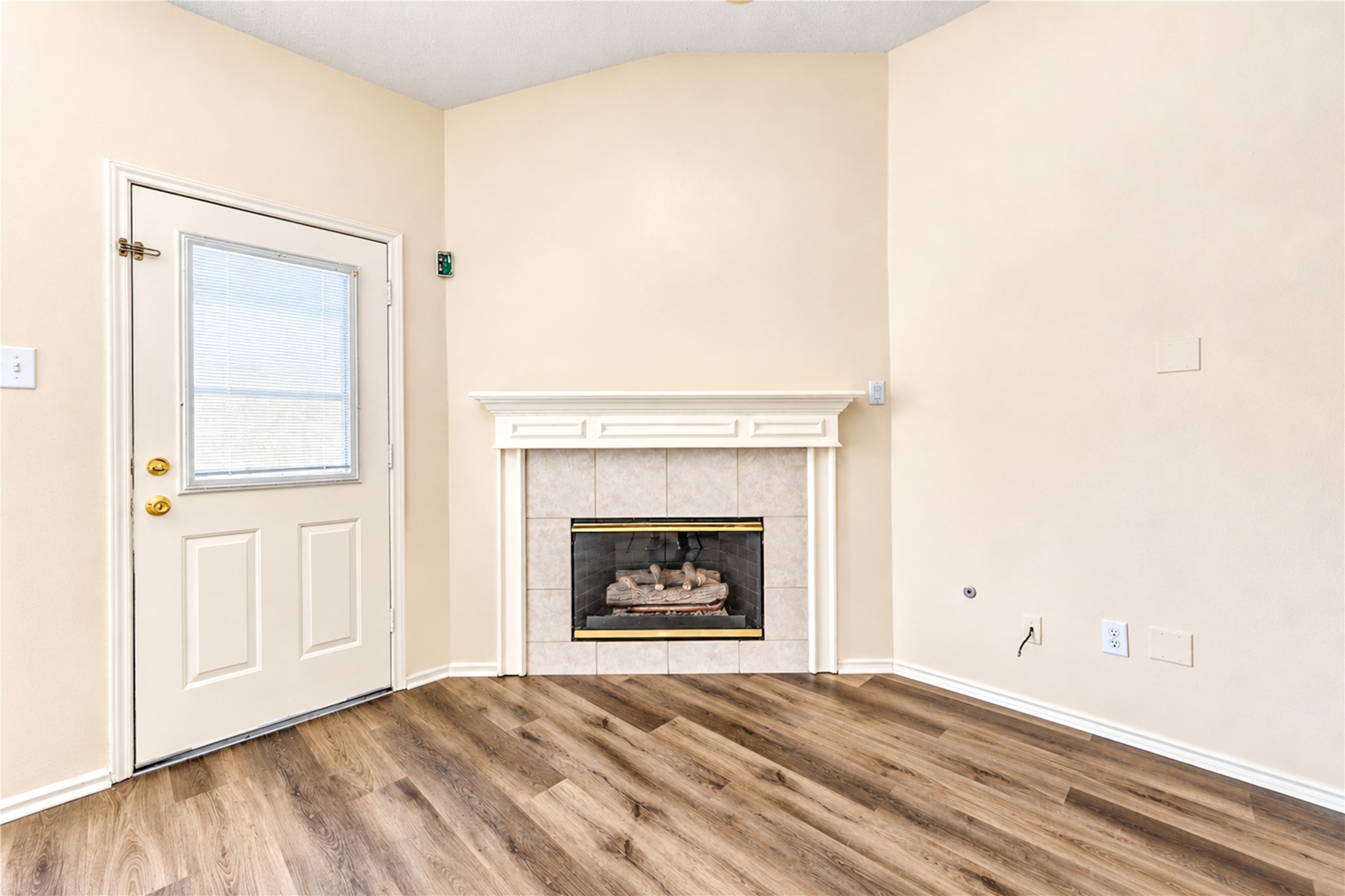 12619 Vineyard Trail Lane Property Photo 11