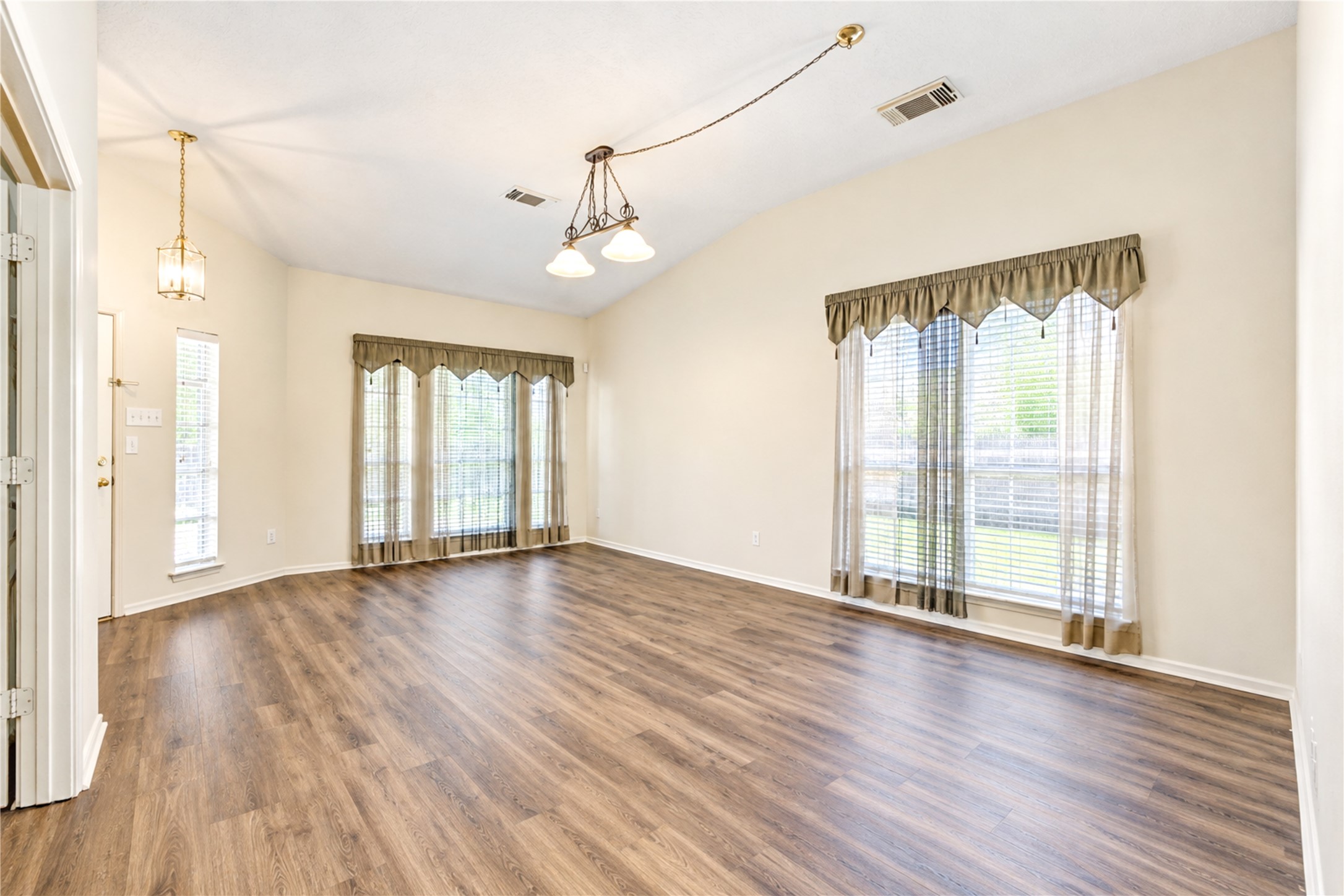 12619 Vineyard Trail Lane Property Photo 30
