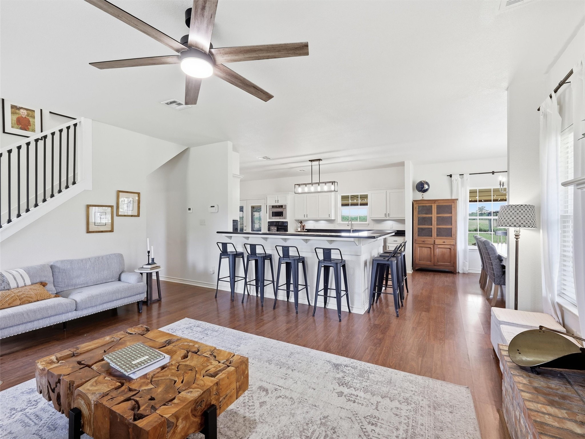 4560 Mcdermand Road Property Photo 14