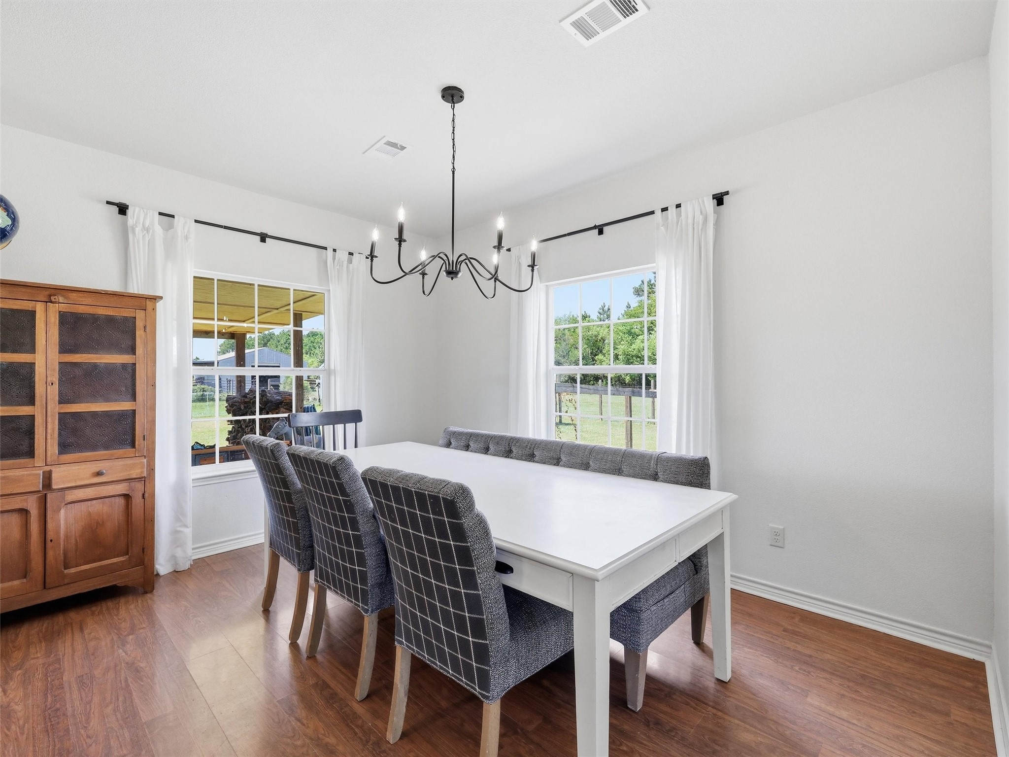 4560 Mcdermand Road Property Photo 16